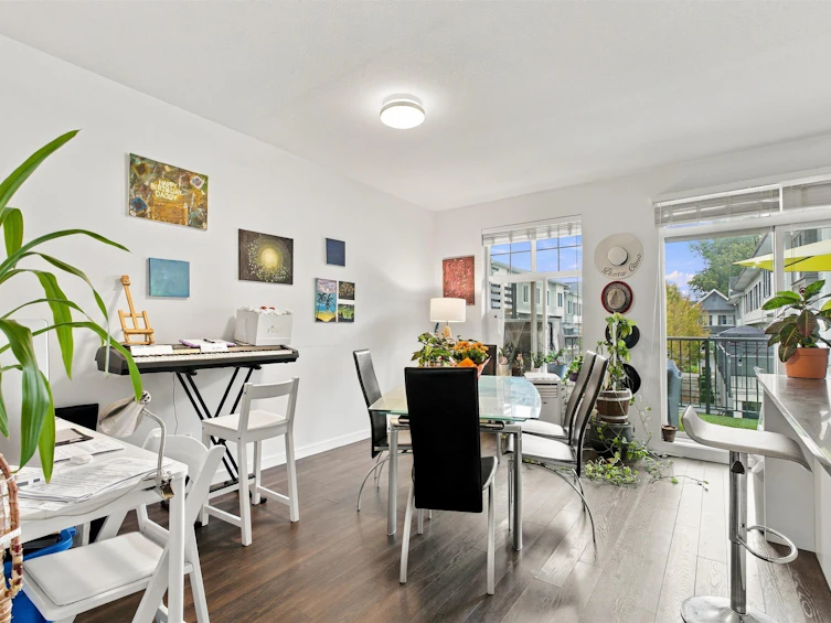 128-15230 Guildford Drive, Surrey, BC, V3R 0C8 - 15