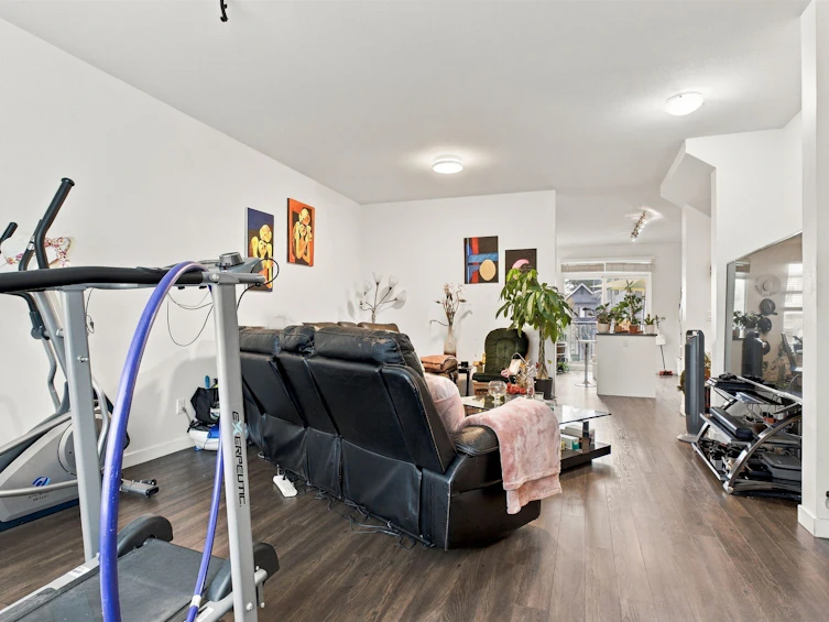 128-15230 Guildford Drive, Surrey, BC, V3R 0C8 - 6