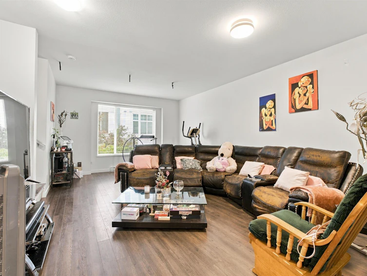 128-15230 Guildford Drive, Surrey, BC, V3R 0C8 - 4