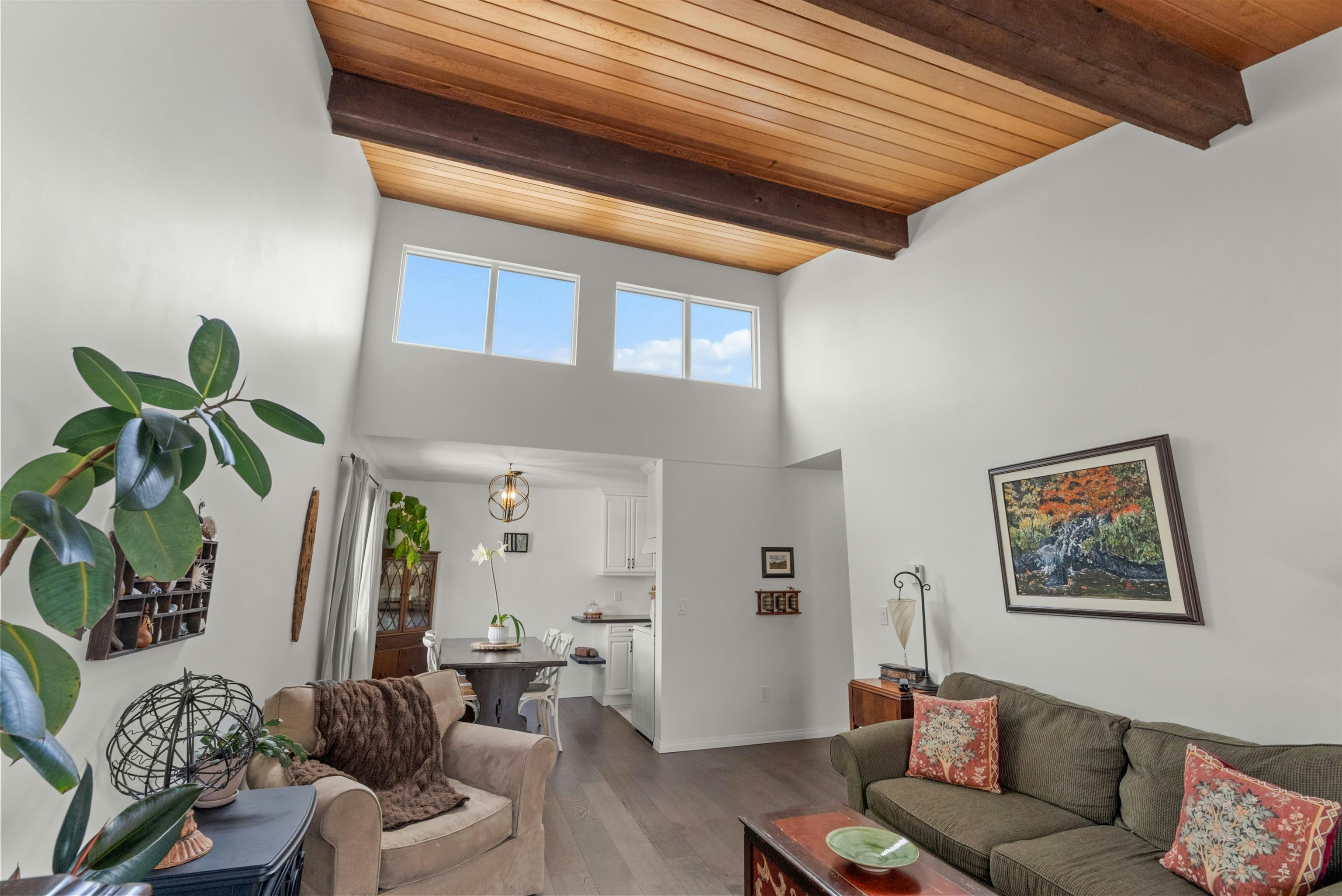 301-5553 16 Avenue - 4