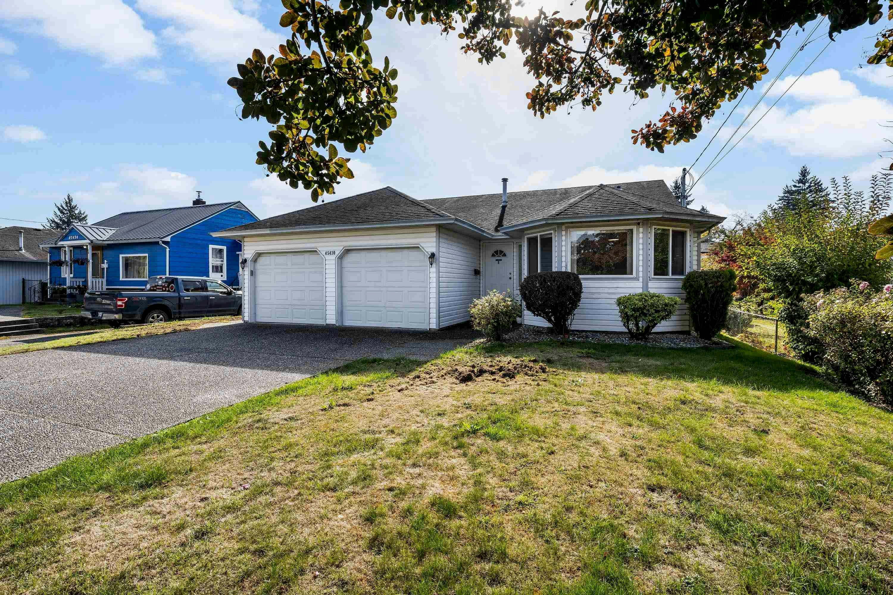 45430 Bernard Avenue, Chilliwack, BC, V2P 1H4