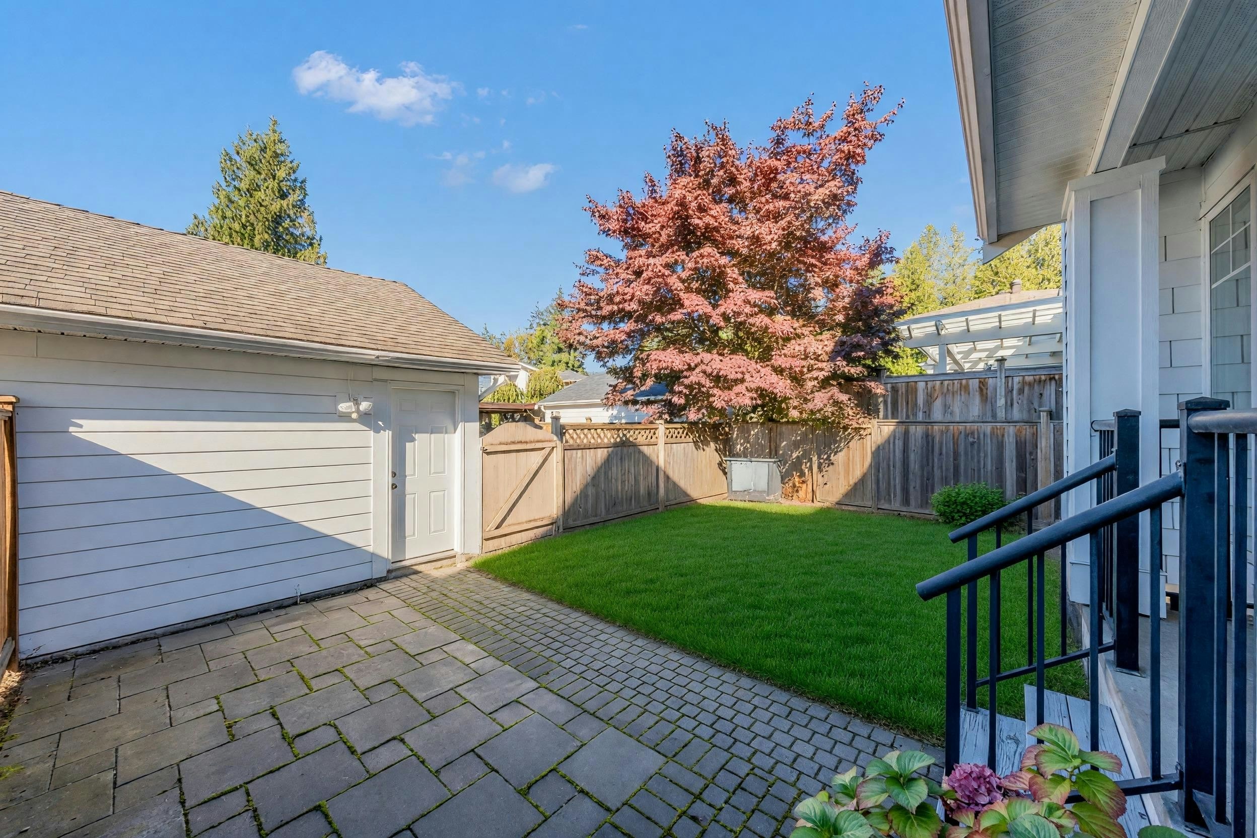2411 George Street, North Vancouver, BC, V7P 2N4 - 36