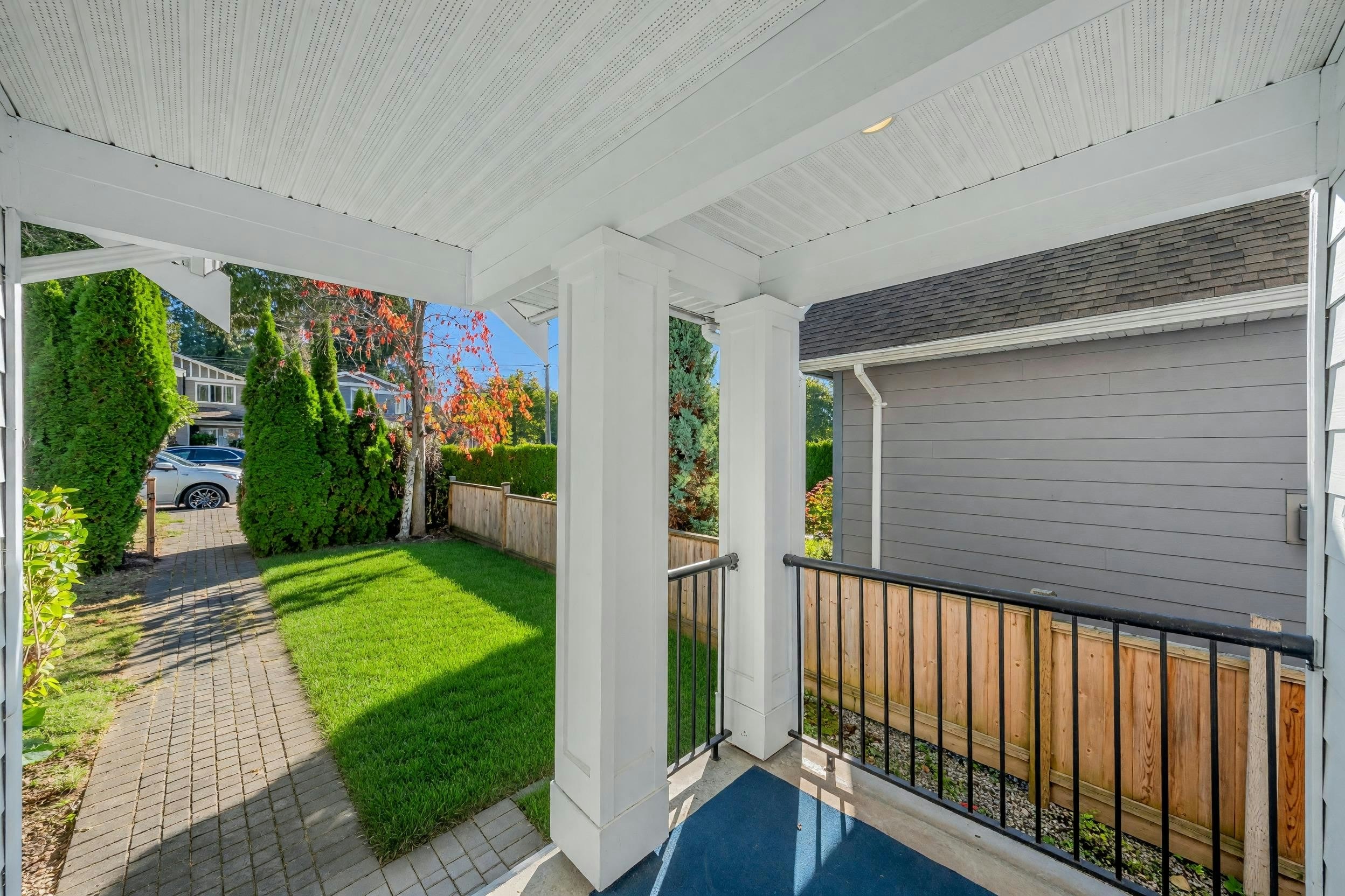 2411 George Street, North Vancouver, BC, V7P 2N4 - 28