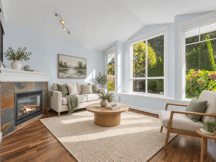 2411 George Street, North Vancouver, BC, V7P 2N4 - 3