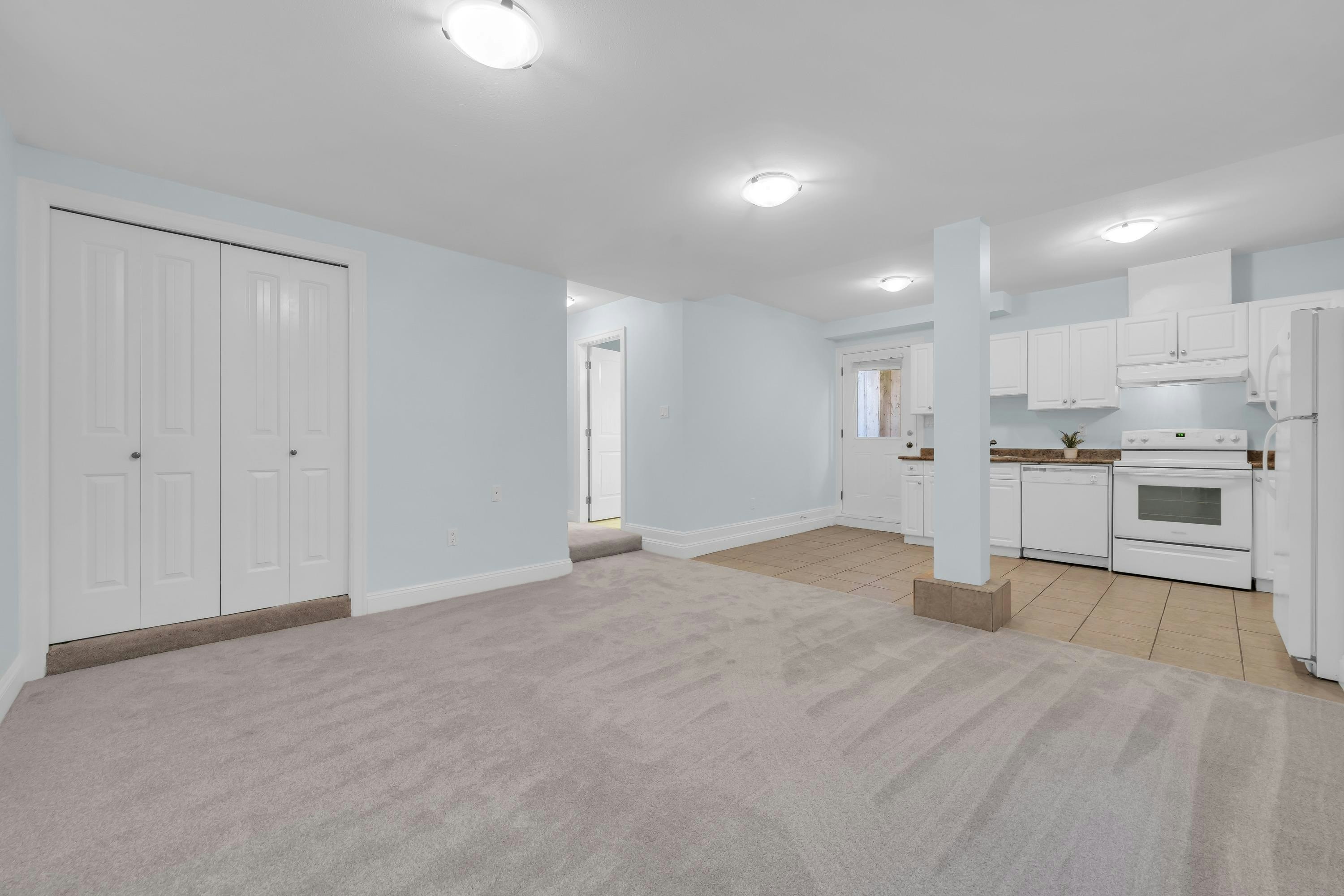 2411 George Street, North Vancouver, BC, V7P 2N4 - 27