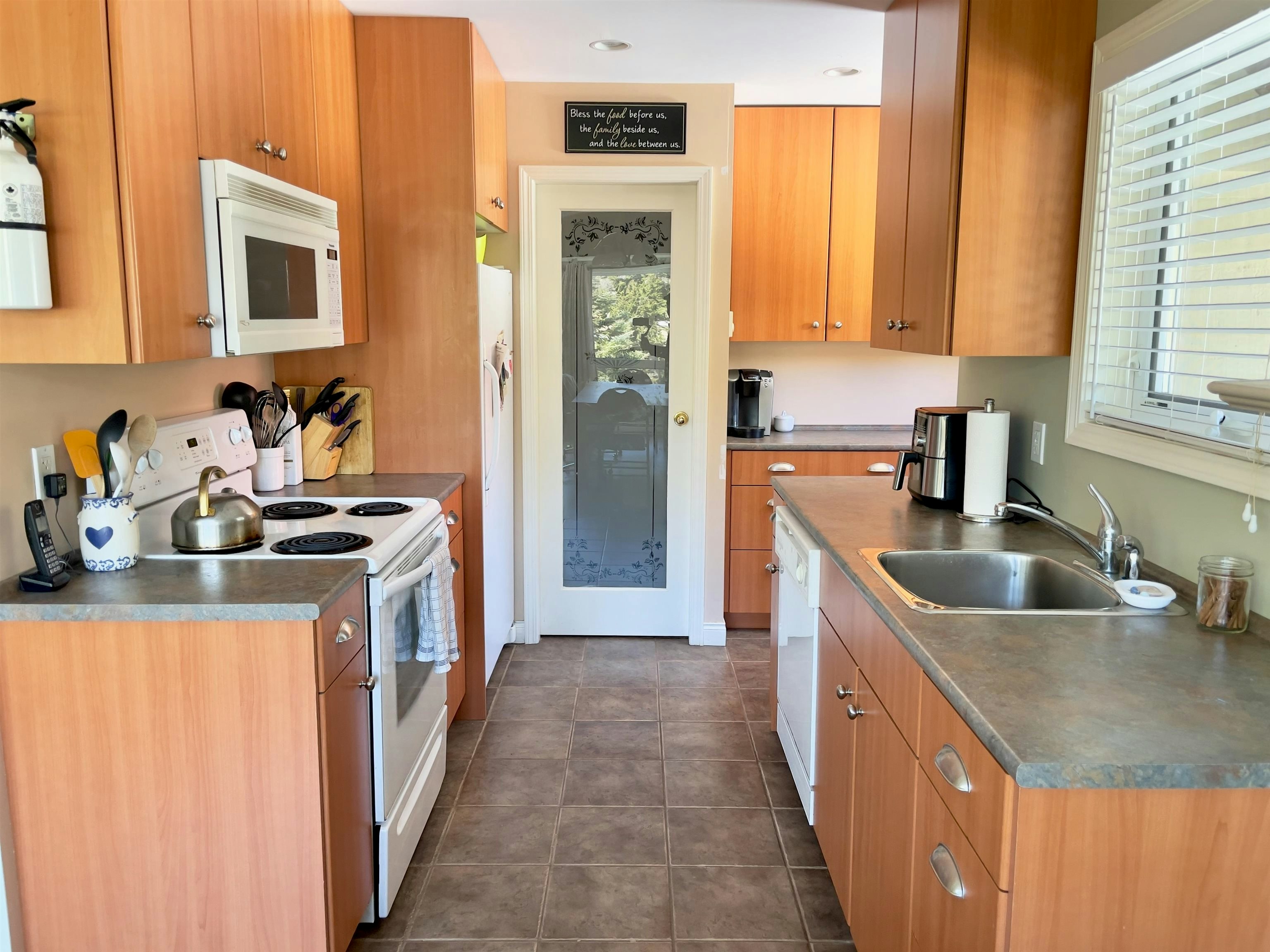 20817 Sakwi Creek Road, Mission, BC, V0M 1A1 - 14