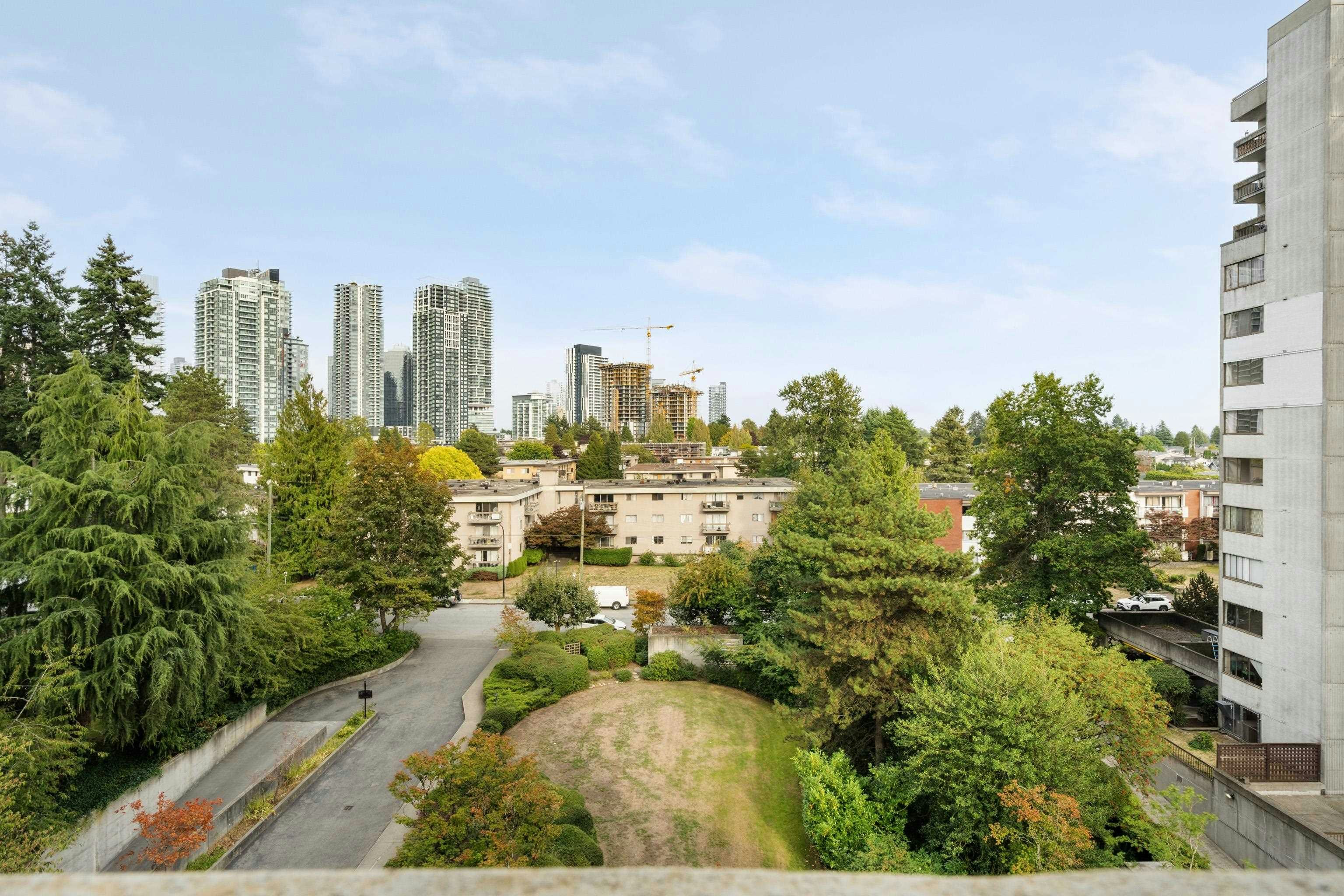 704-6689 Willingdon Avenue, Burnaby, BC, V5H 3Y8 - 22