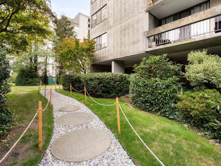 704-6689 Willingdon Avenue, Burnaby, BC, V5H 3Y8 - 32