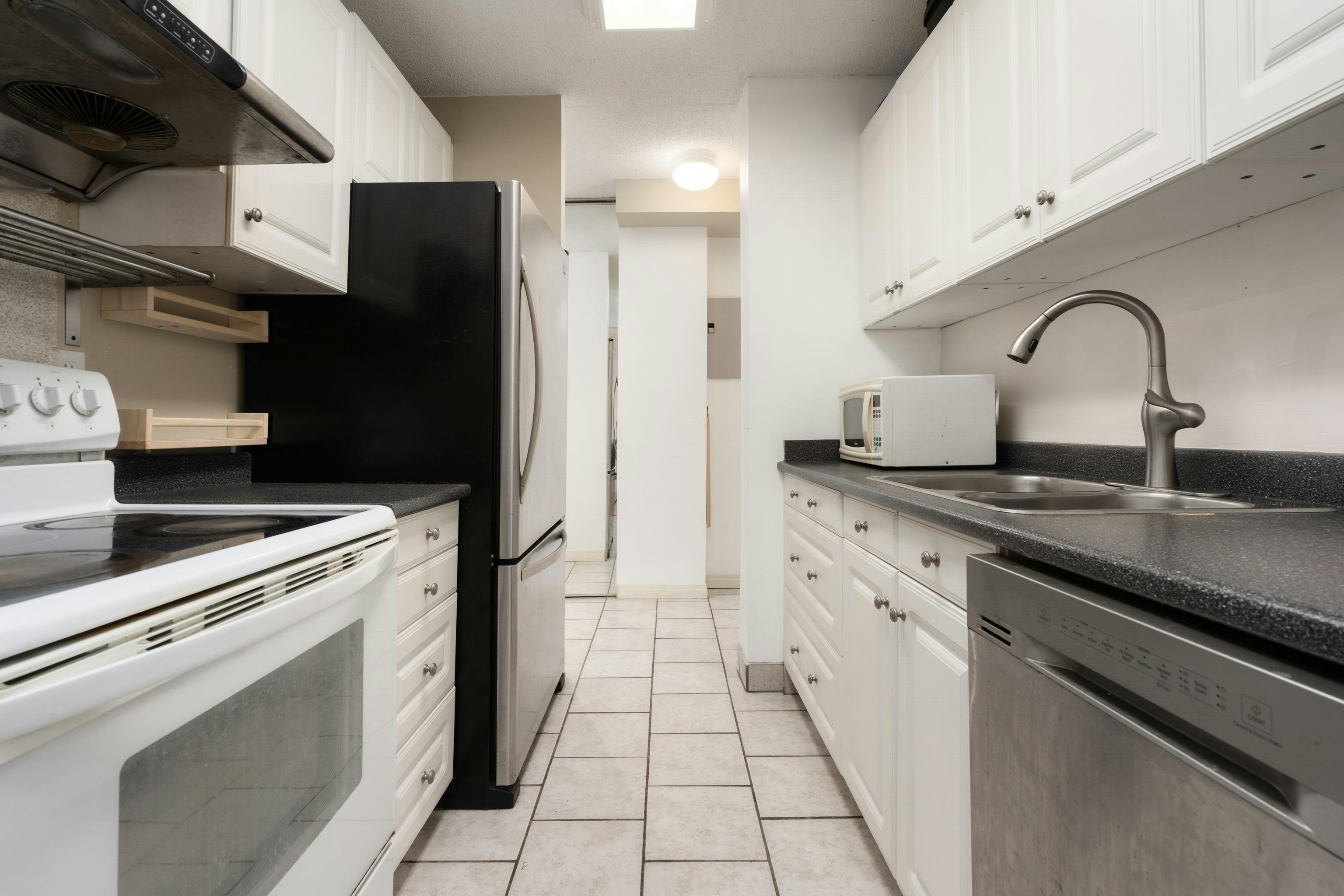 704-6689 Willingdon Avenue, Burnaby, BC, V5H 3Y8 - 8