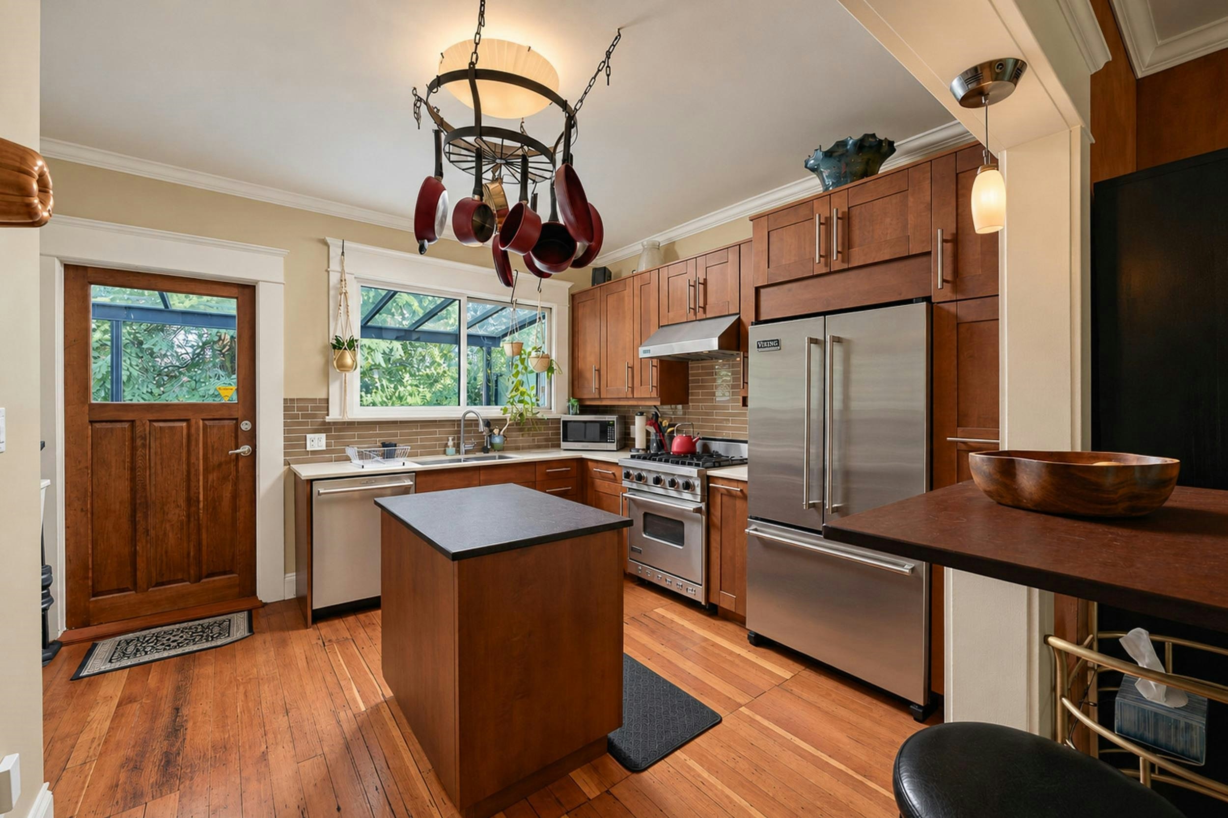 1761 E 4th Avenue, Vancouver, BC, V5N 1J9 - 12