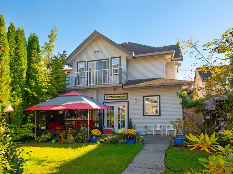 607 Sunset Avenue, Coquitlam, BC, V3K 2B8 - 25