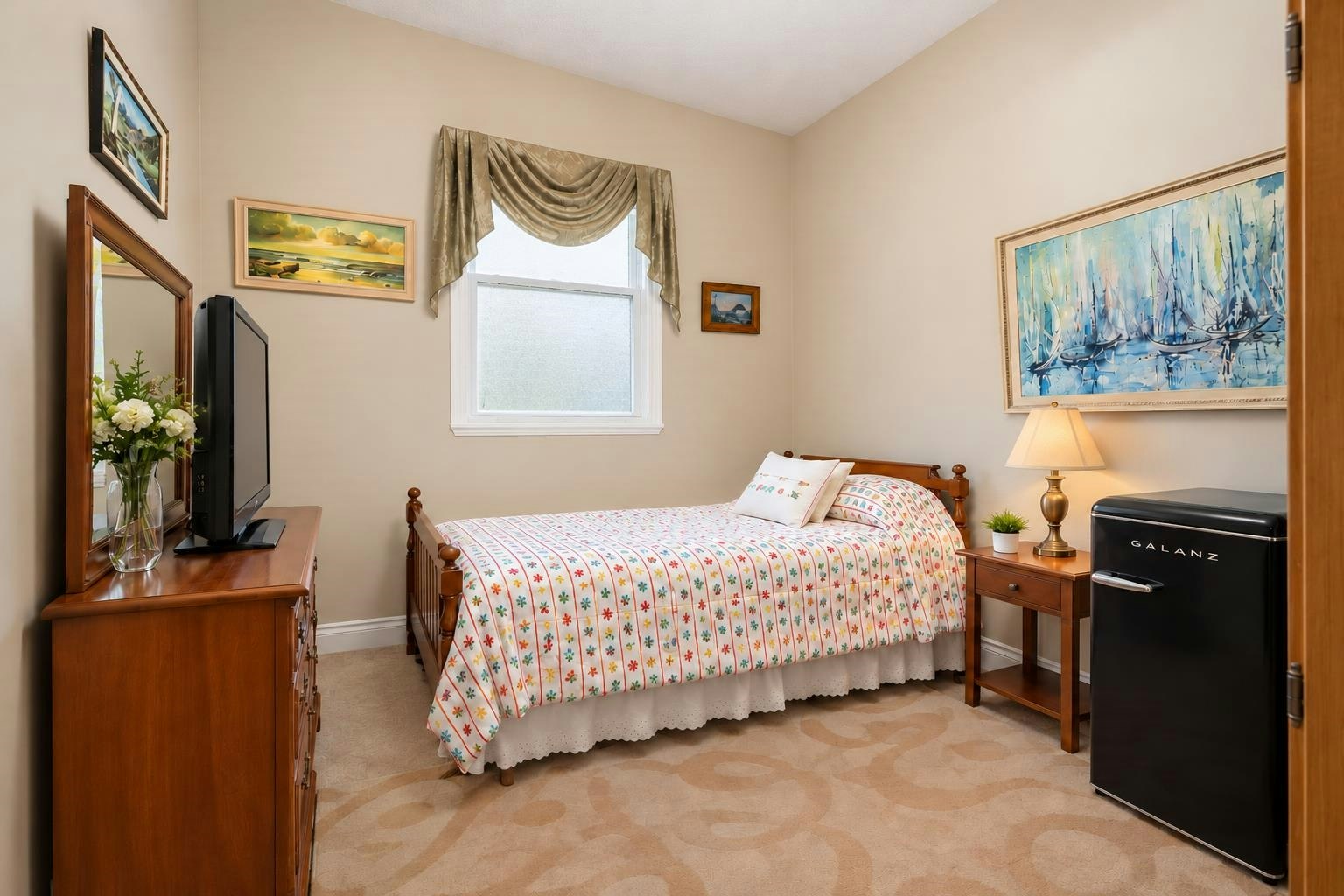 607 Sunset Avenue, Coquitlam, BC, V3K 2B8 - 10