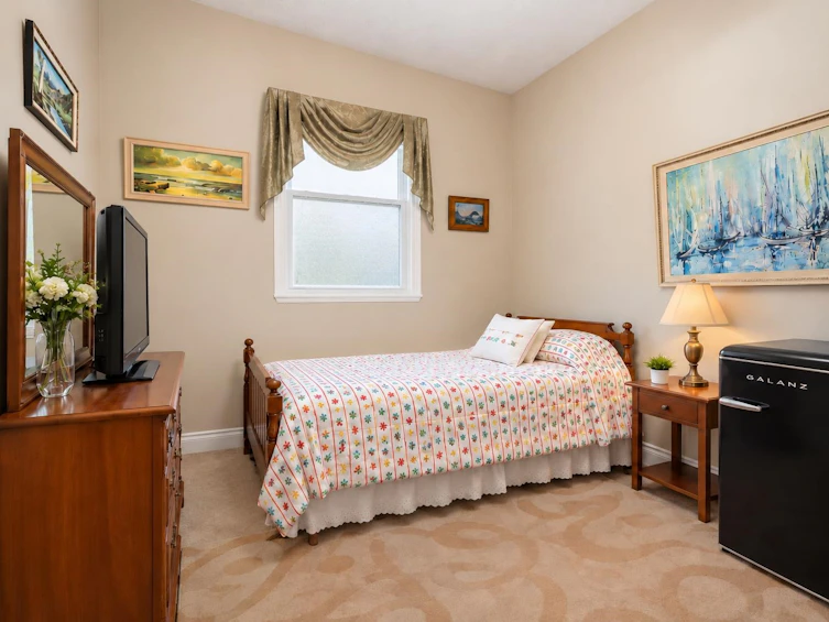 607 Sunset Avenue, Coquitlam, BC, V3K 2B8 - 10