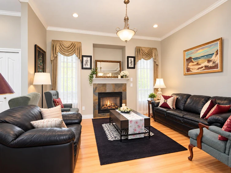 607 Sunset Avenue, Coquitlam, BC, V3K 2B8 - 3