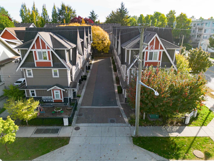 7-9000 General Currie Road, Richmond, BC, V6Y 1M4 - 4