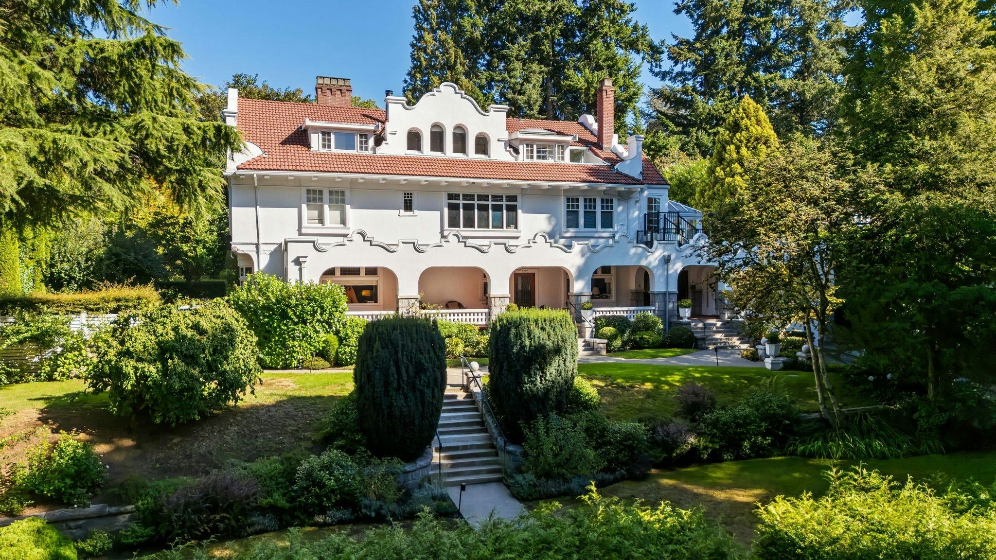 3292 Granville Street, Vancouver, BC, V6H 3K3