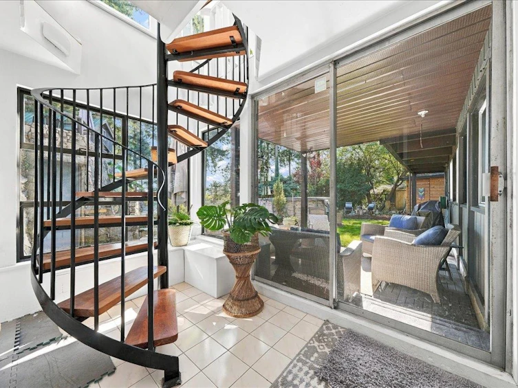 2363 Windridge Drive, North Vancouver, BC, V7H 1B6 - 11