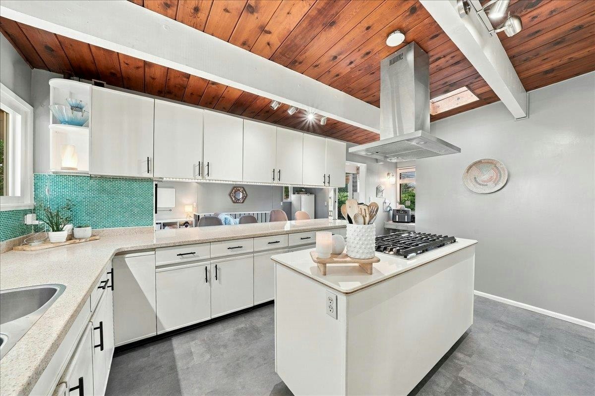 2363 Windridge Drive, North Vancouver, BC, V7H 1B6 - 25