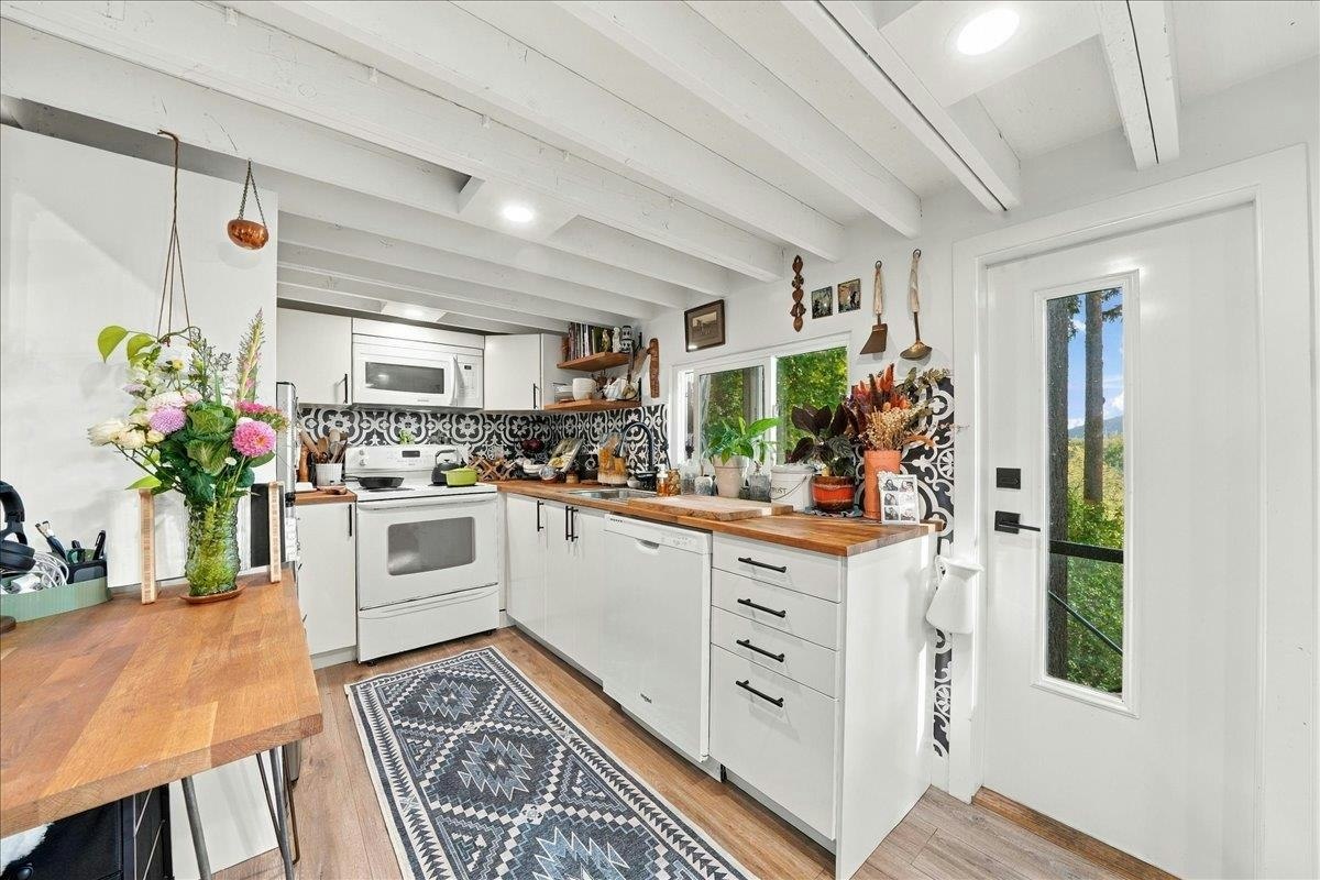 2363 Windridge Drive, North Vancouver, BC, V7H 1B6 - 38