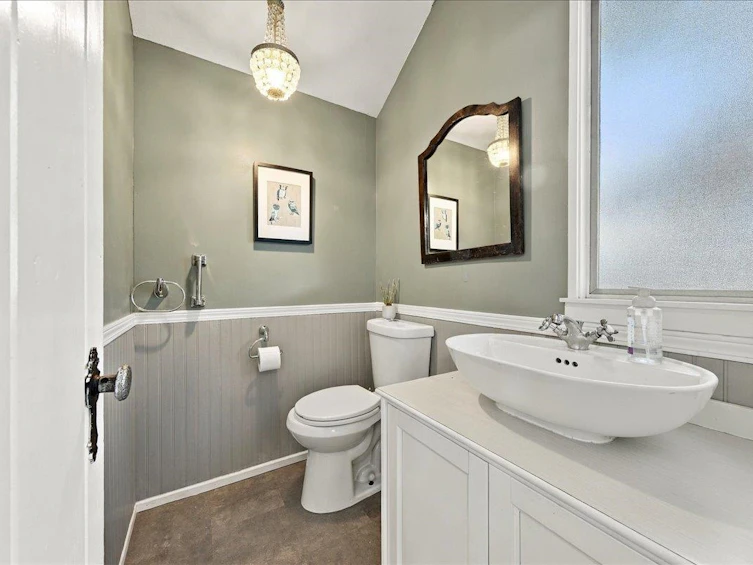 2363 Windridge Drive, North Vancouver, BC, V7H 1B6 - 10