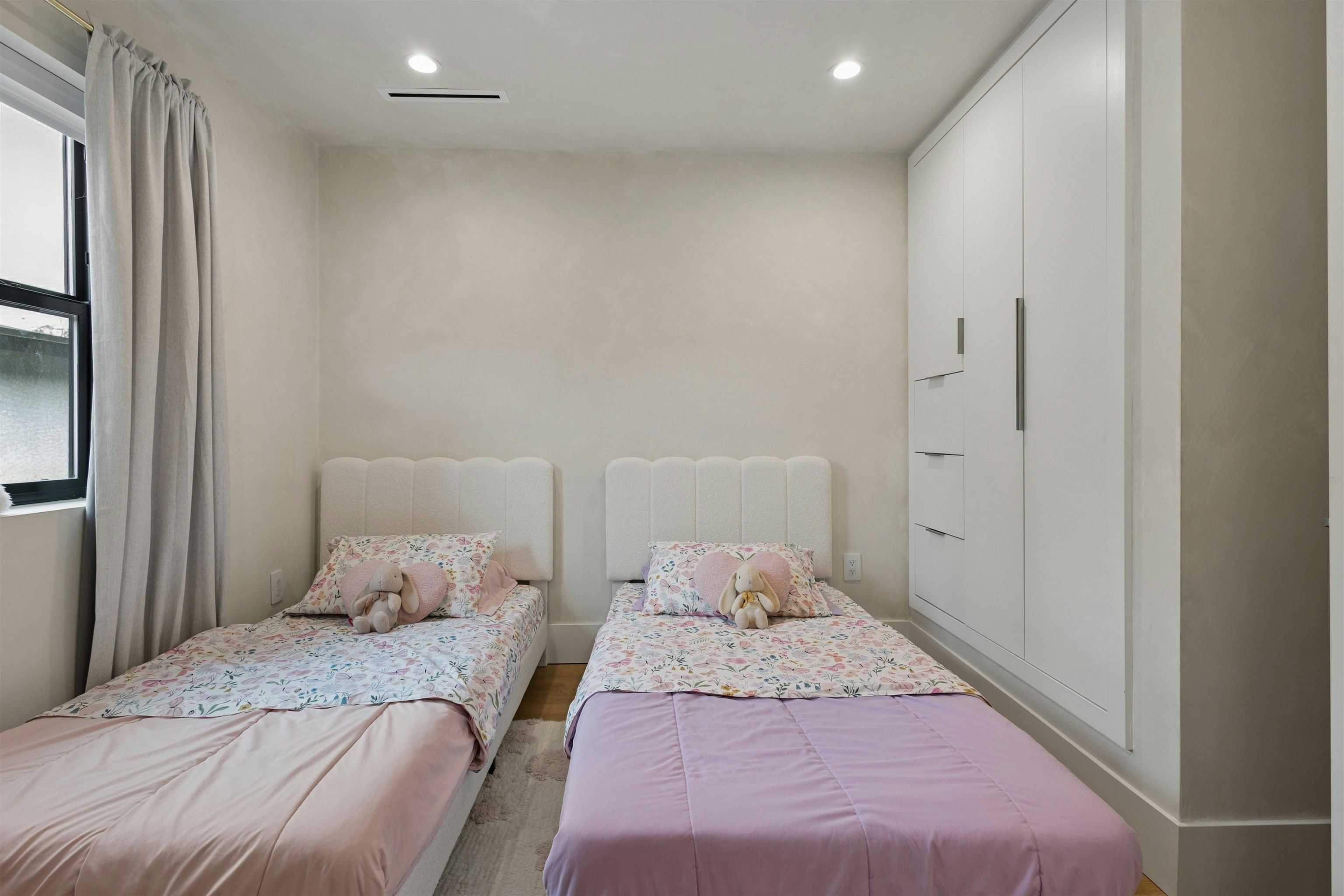 1014 E 16th Avenue, Vancouver, BC, V5T 2W1 - 29