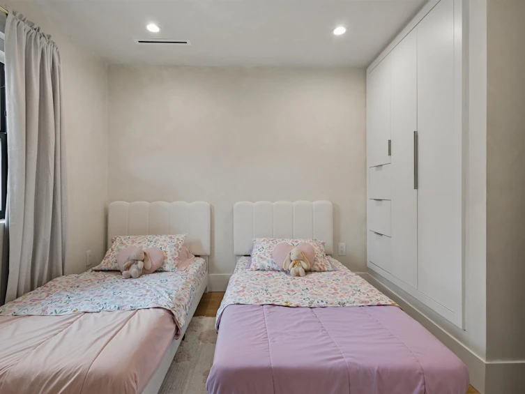 1014 E 16th Avenue, Vancouver, BC, V5T 2W1 - 29