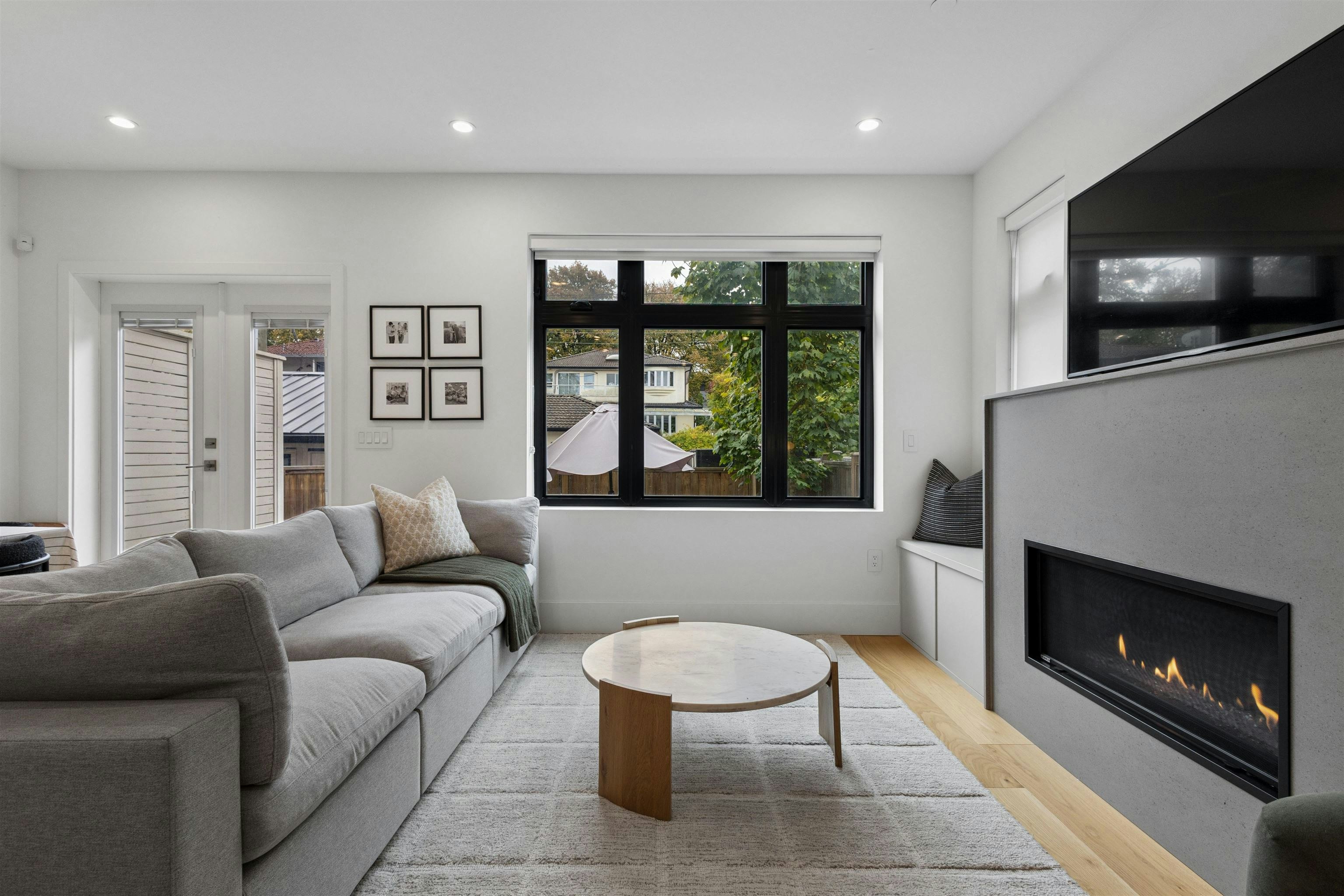 1014 E 16th Avenue, Vancouver, BC, V5T 2W1 - 8