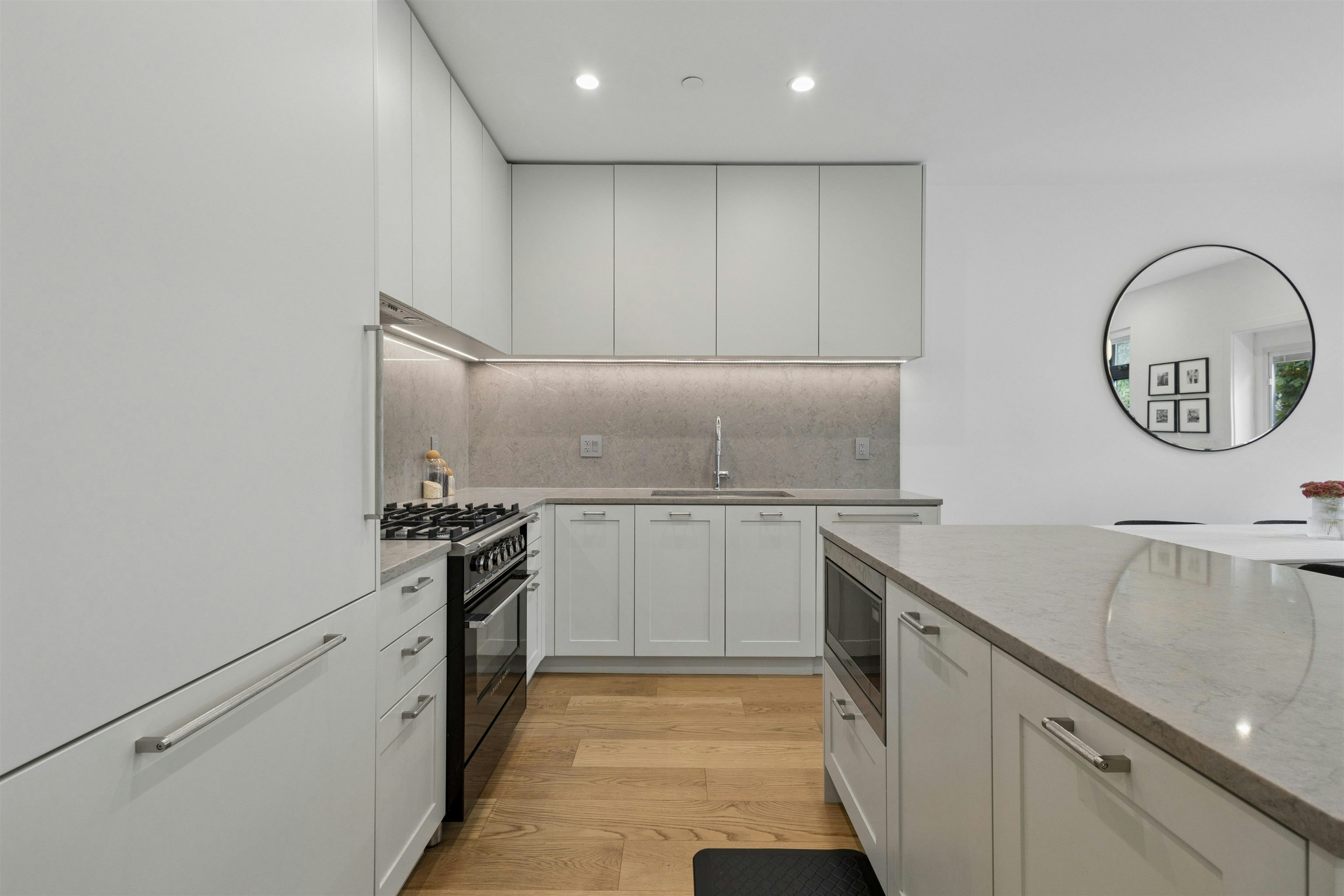 1014 E 16th Avenue - 2