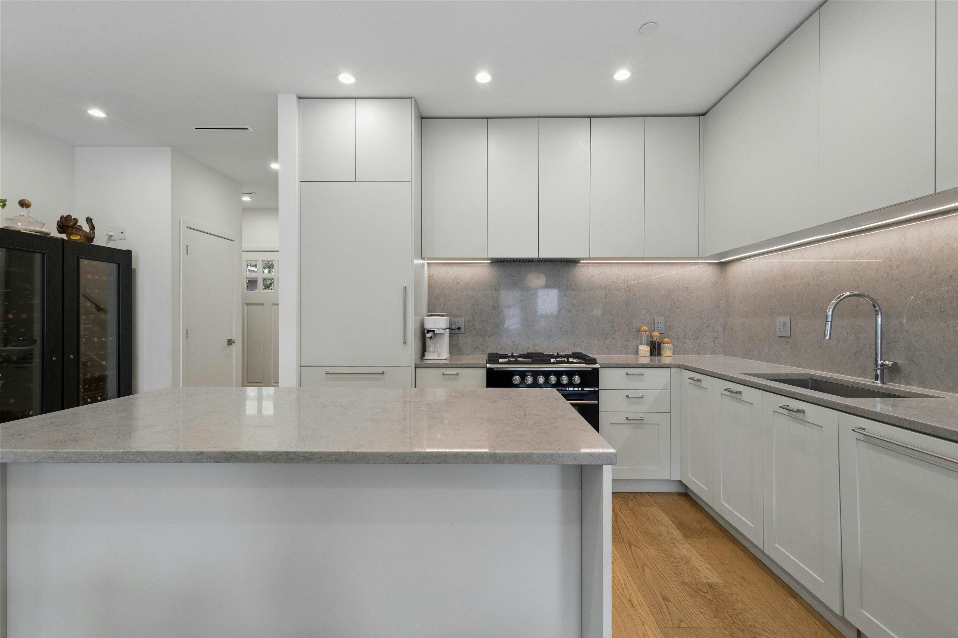 1014 E 16th Avenue - 5