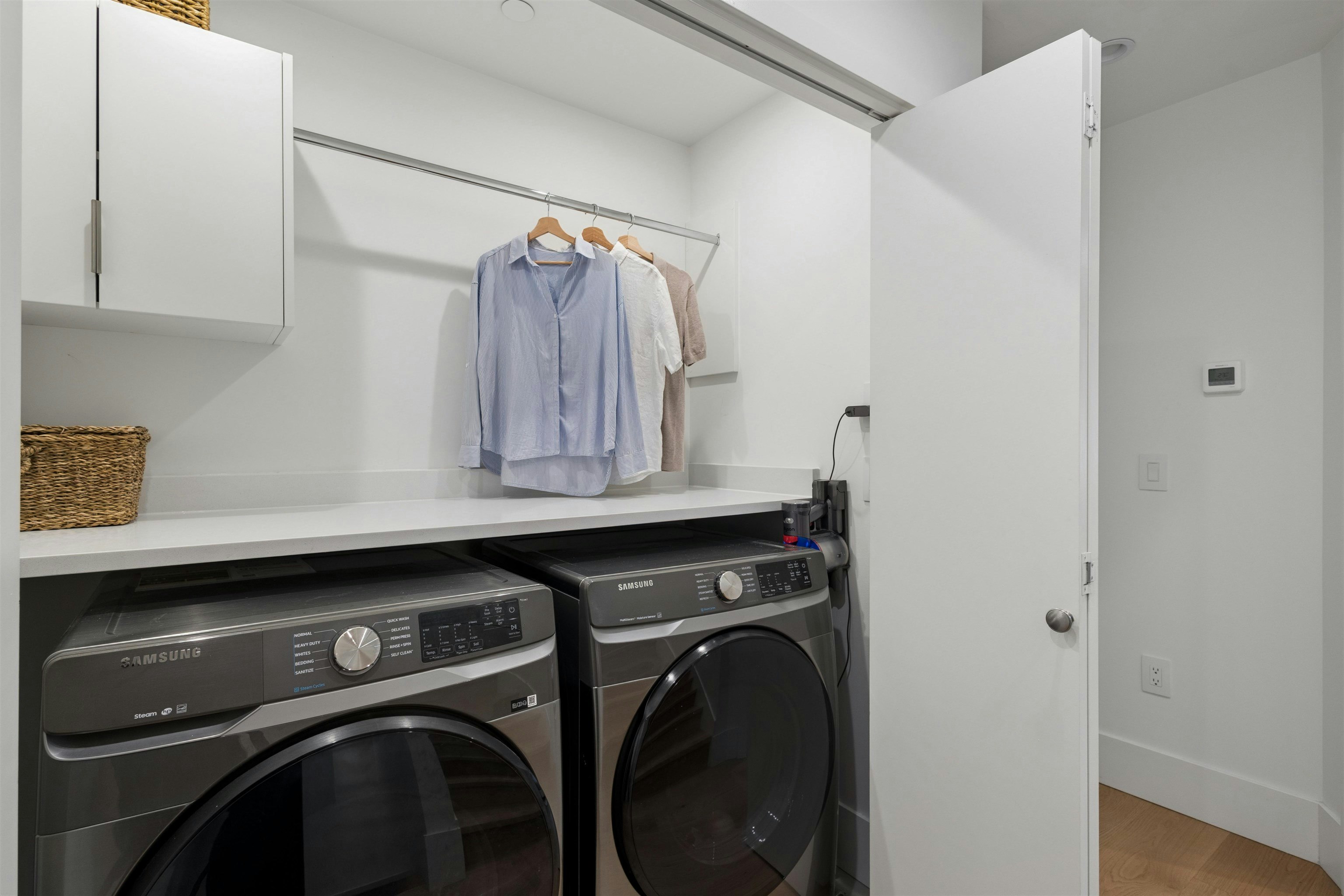 1014 E 16th Avenue, Vancouver, BC, V5T 2W1 - 36