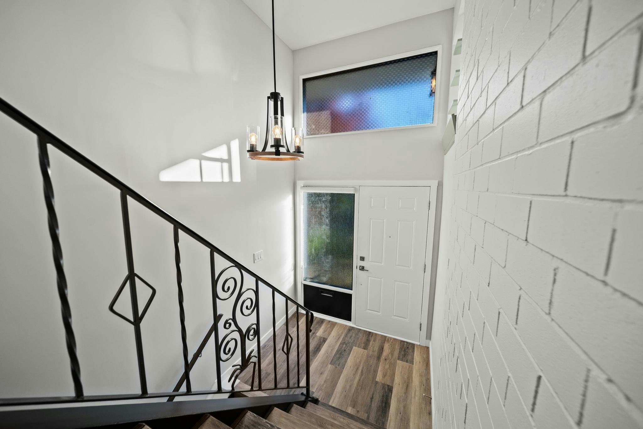 338 W 21st Street - 2