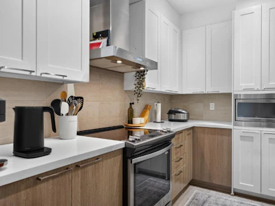 103-611 Regan Avenue - 4