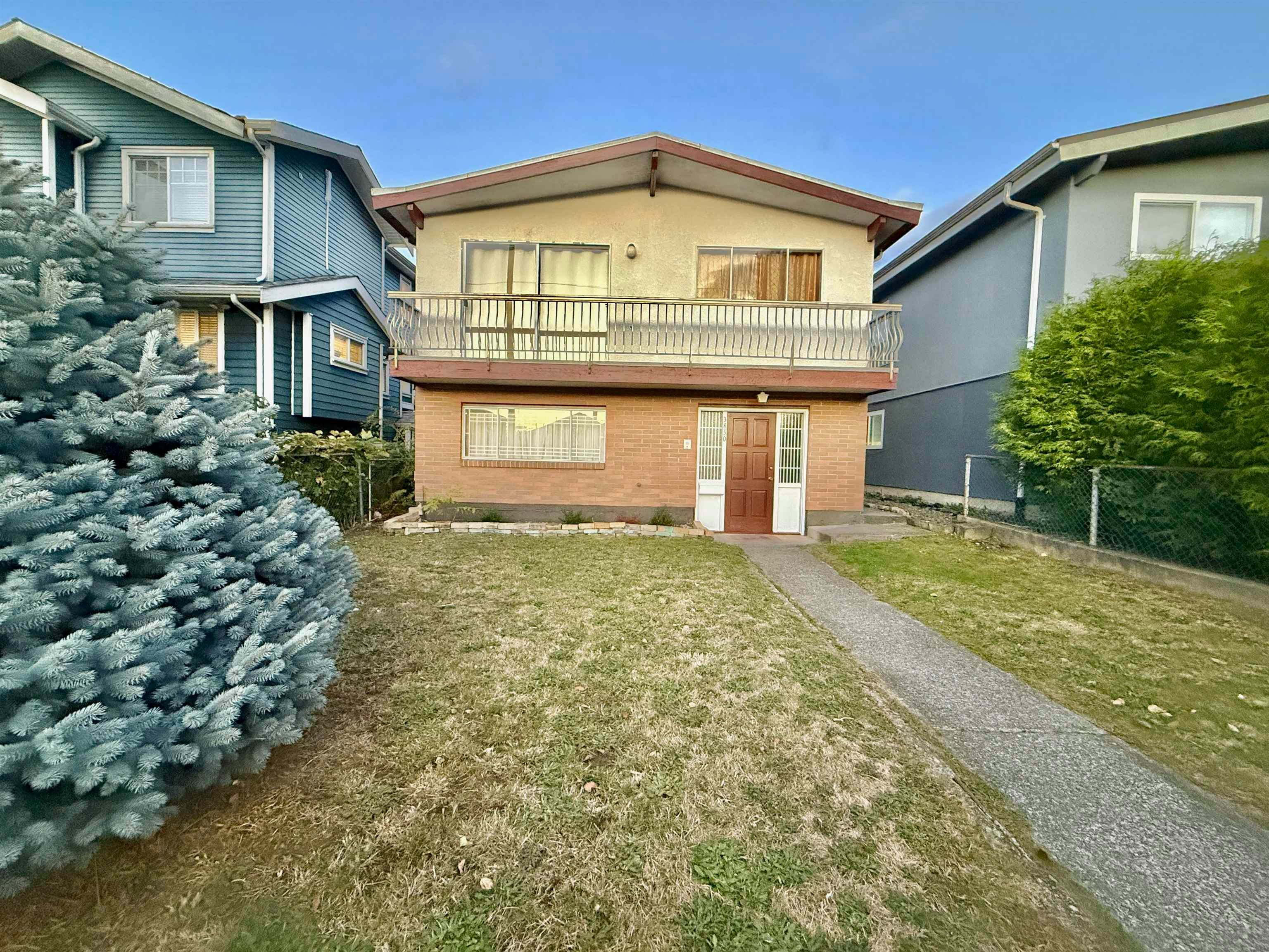 3850 Lillooet Street, Vancouver, BC, V5R 2E6