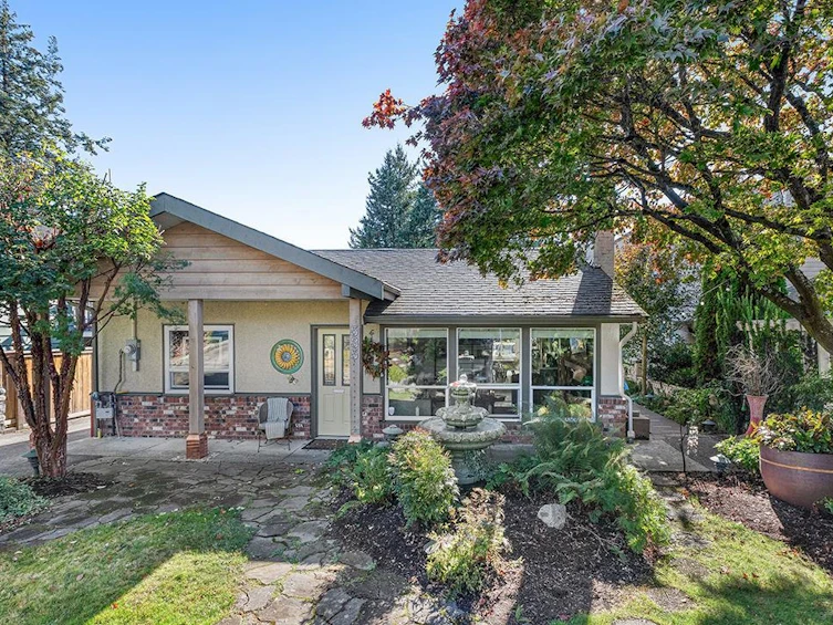 535 E Keith Road, North Vancouver, BC, V7L 1W3 - 32