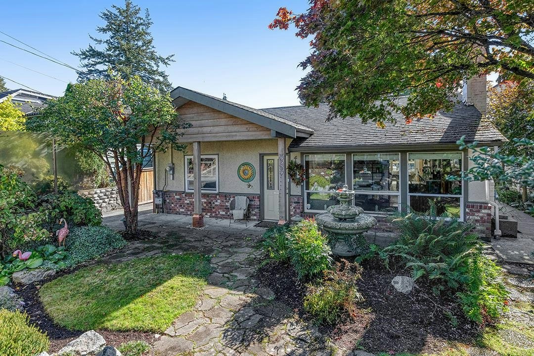535 E Keith Road, North Vancouver, BC, V7L 1W3