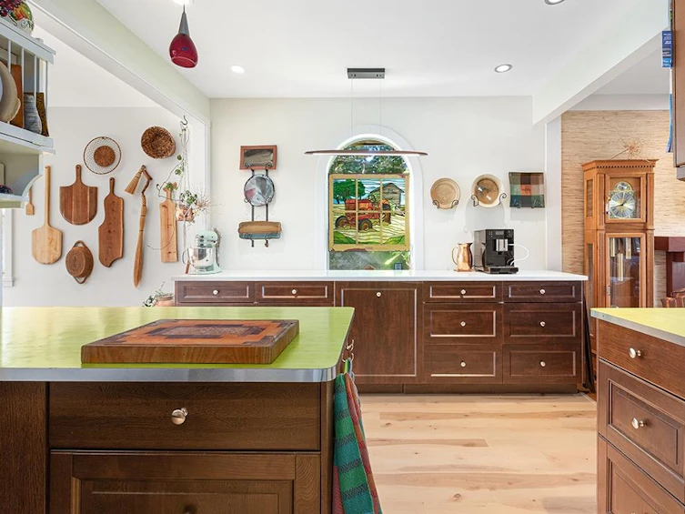 535 E Keith Road, North Vancouver, BC, V7L 1W3 - 8