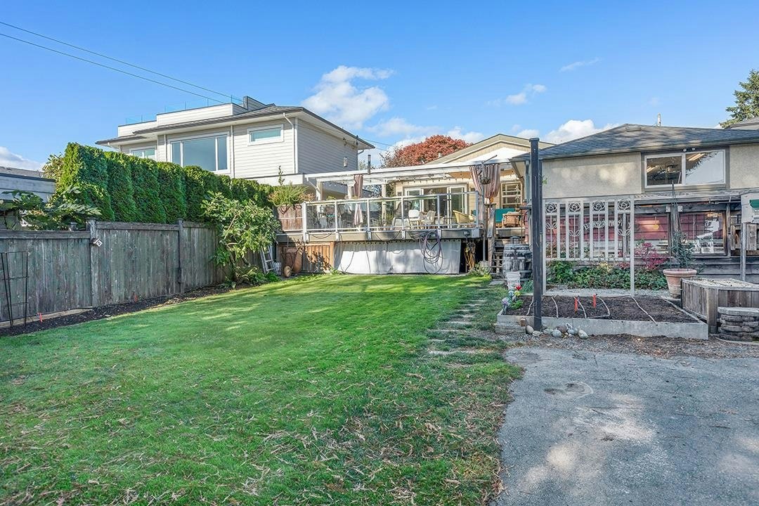 535 E Keith Road, North Vancouver, BC, V7L 1W3 - 25