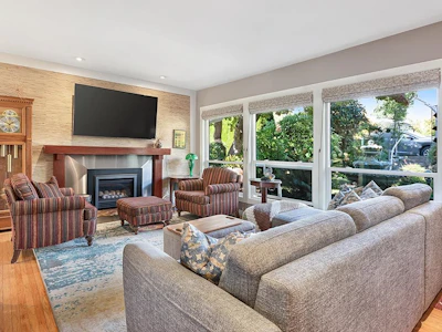 535 E Keith Road - 2