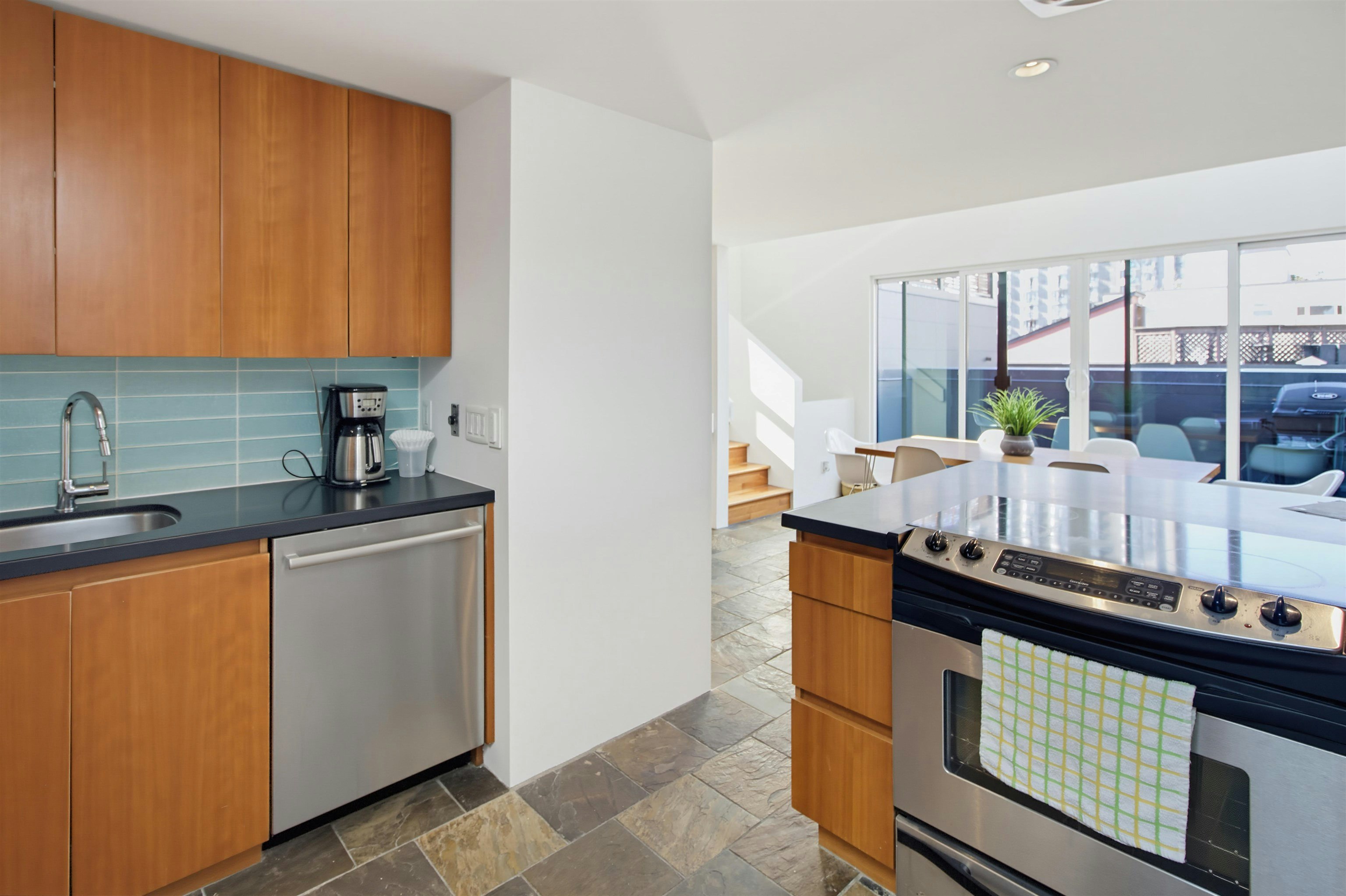 9-1934 Barclay Street, Vancouver, BC, V6G 1L3 - 5
