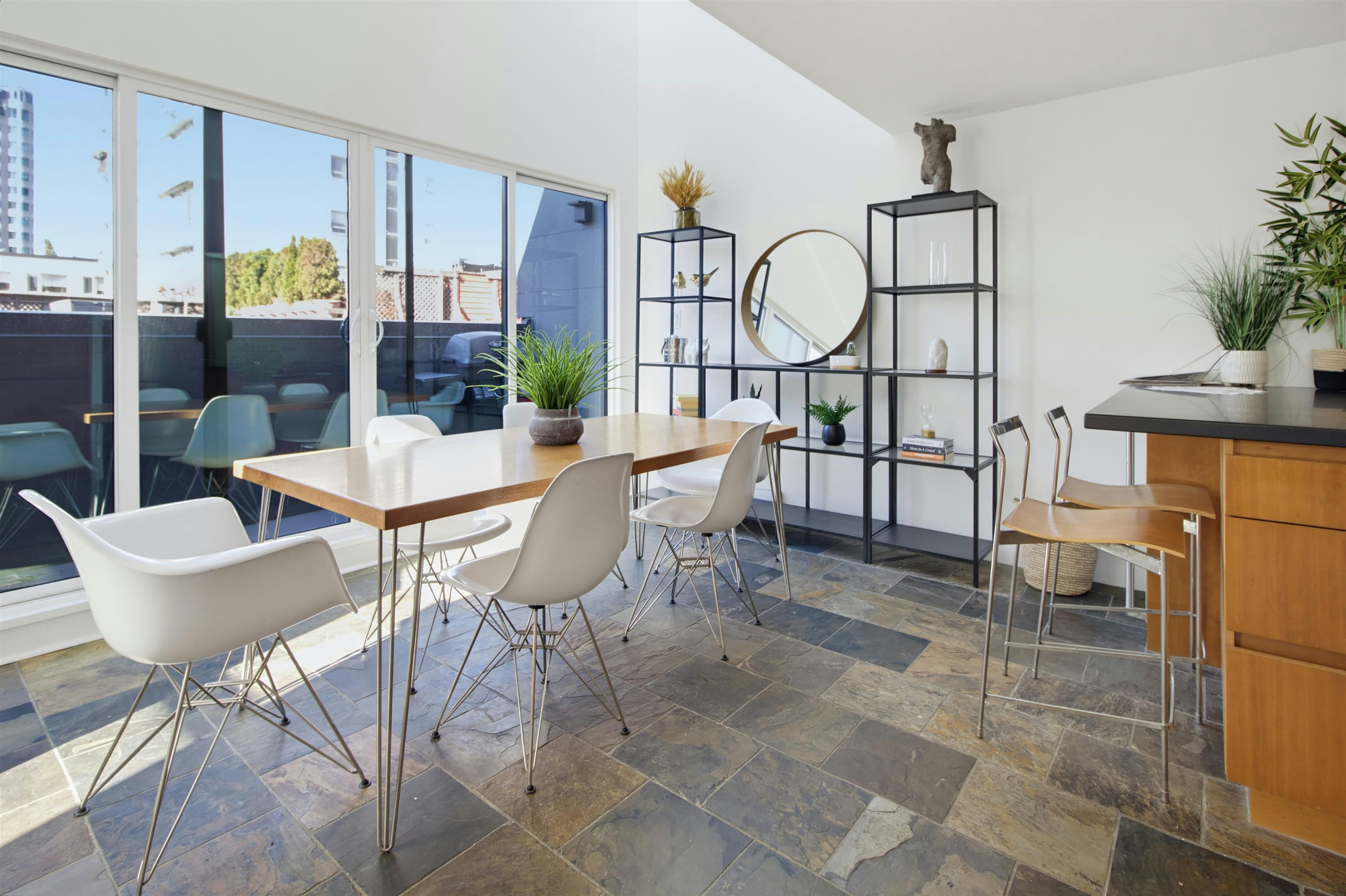 9-1934 Barclay Street, Vancouver, BC, V6G 1L3 - 2
