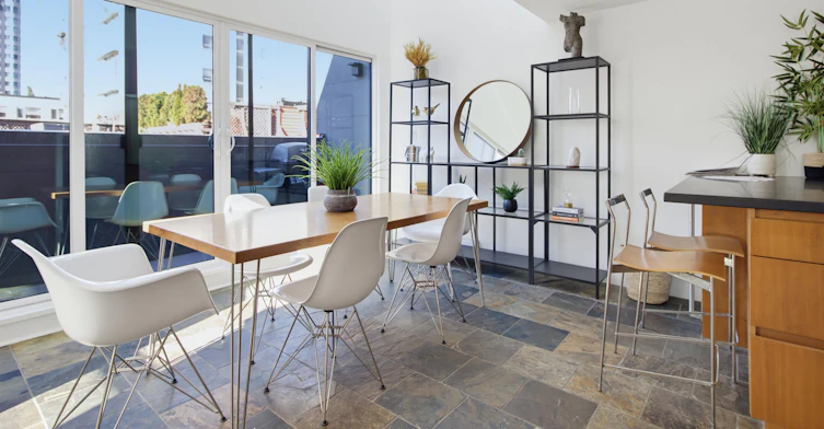 9-1934 Barclay Street, Vancouver, BC, V6G 1L3 - 2
