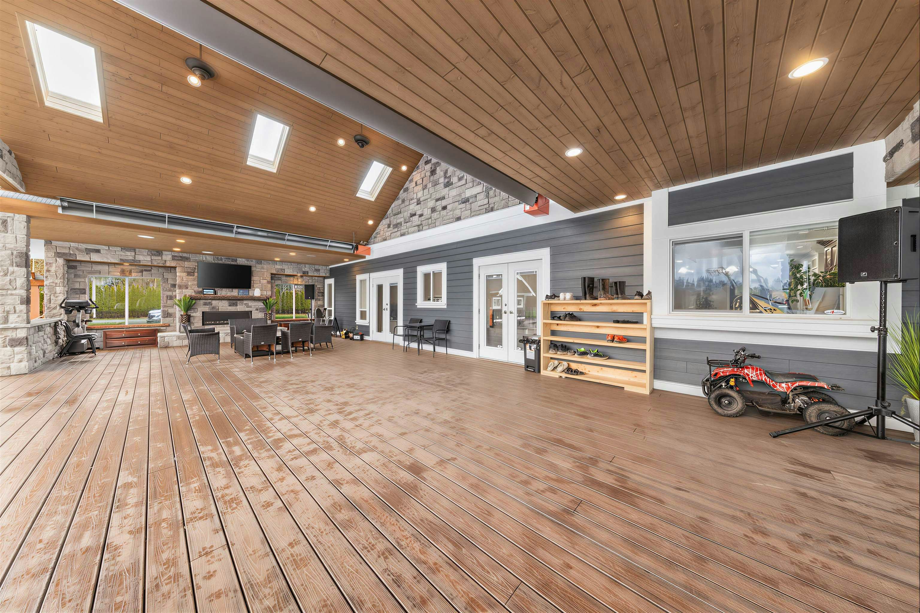 21298 36 Avenue, Langley, BC, V3A 8N6 - 13