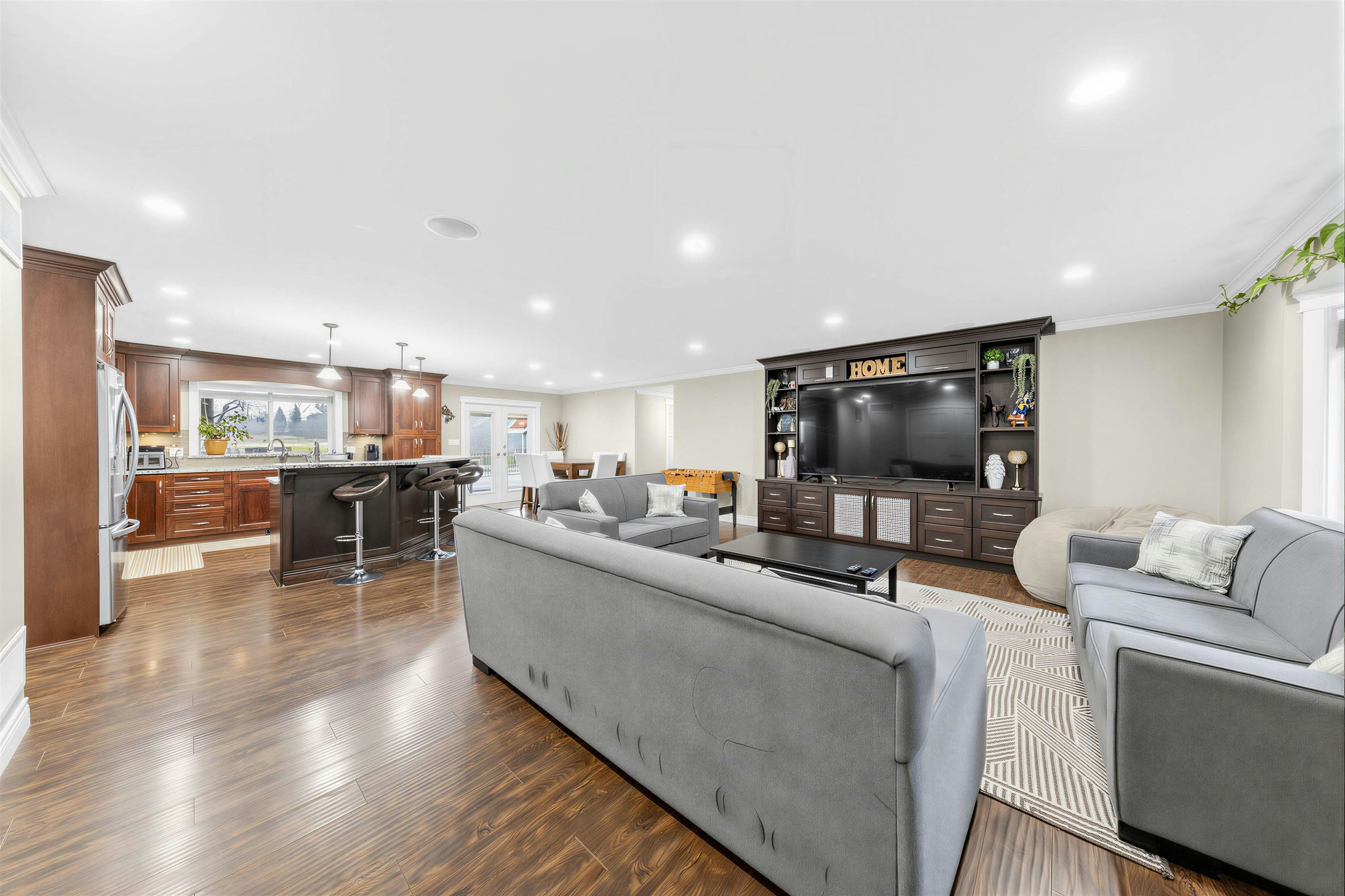 21298 36 Avenue, Langley, BC, V3A 8N6 - 21