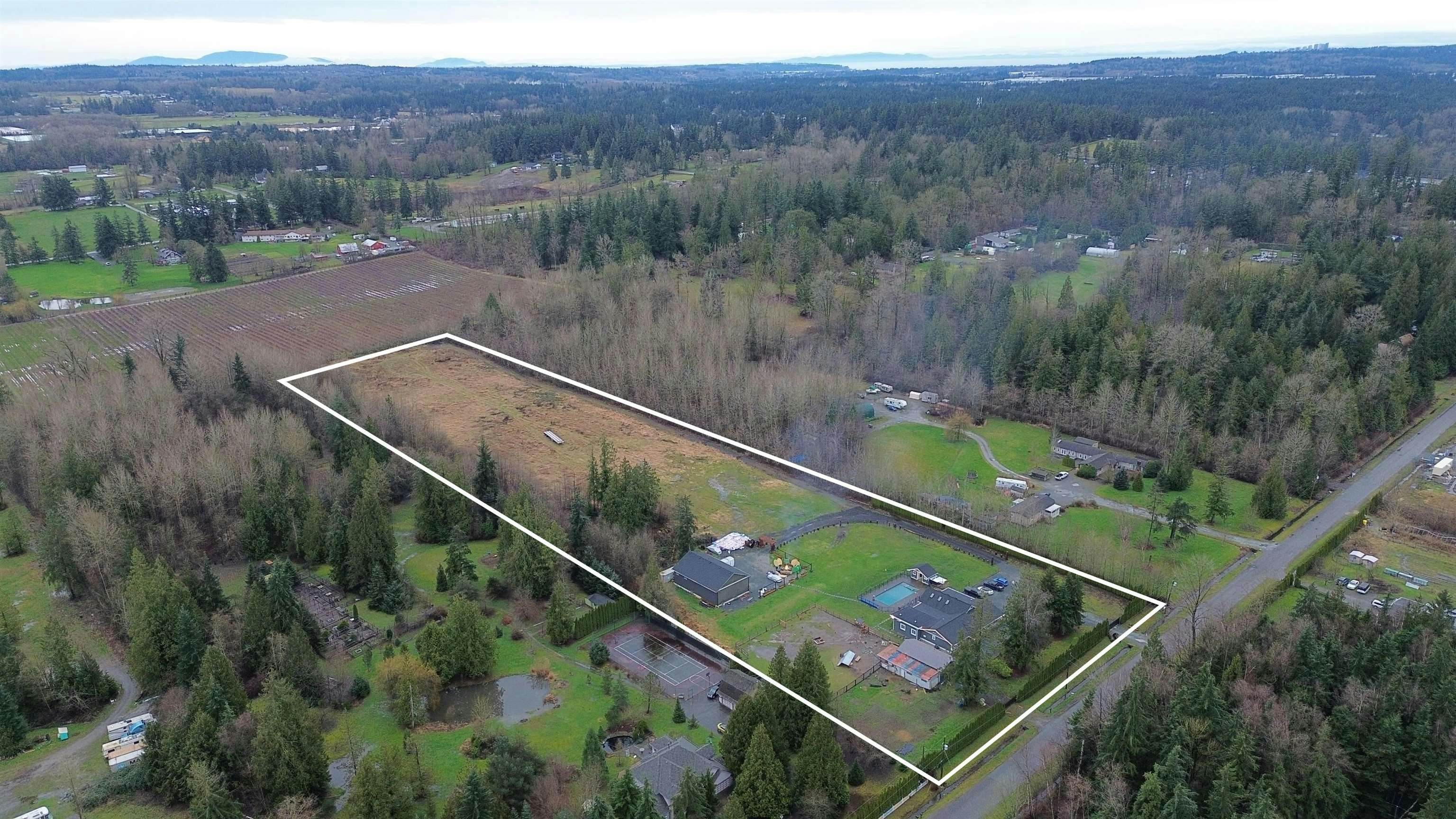 21298 36 Avenue, Langley, BC, V3A 8N6