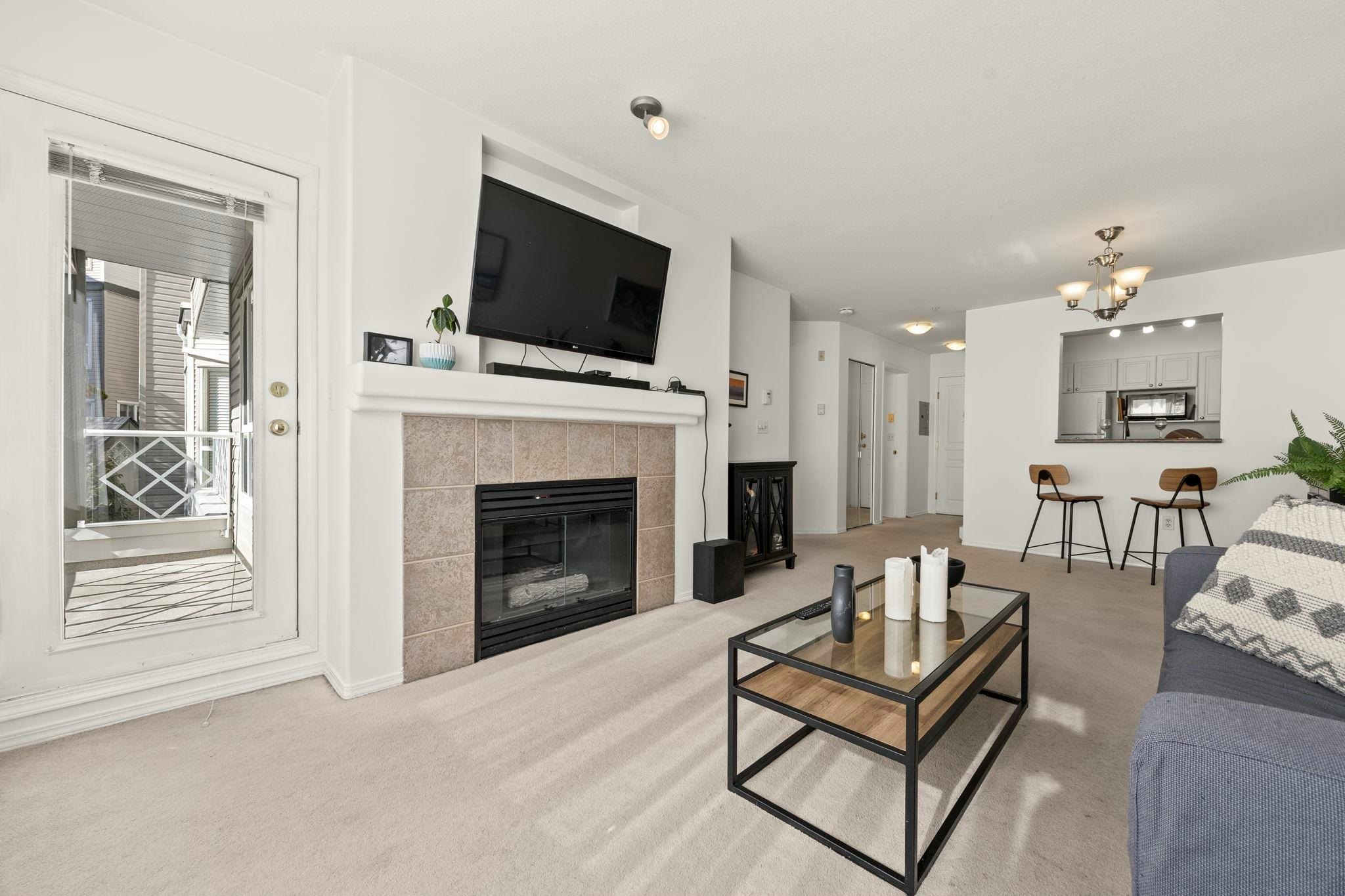 232-9979 140 Street, Surrey, BC, V3T 5W2