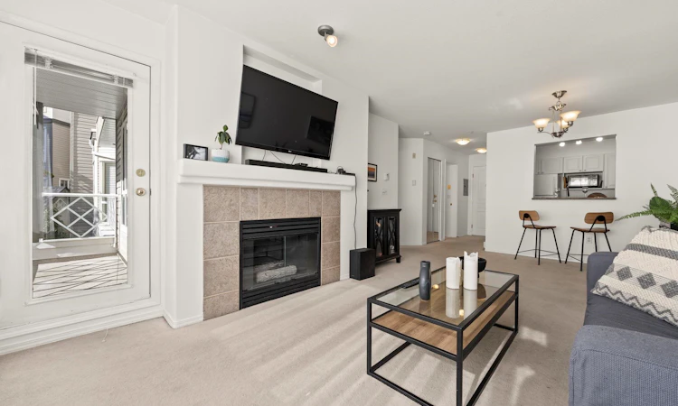232-9979 140 Street
