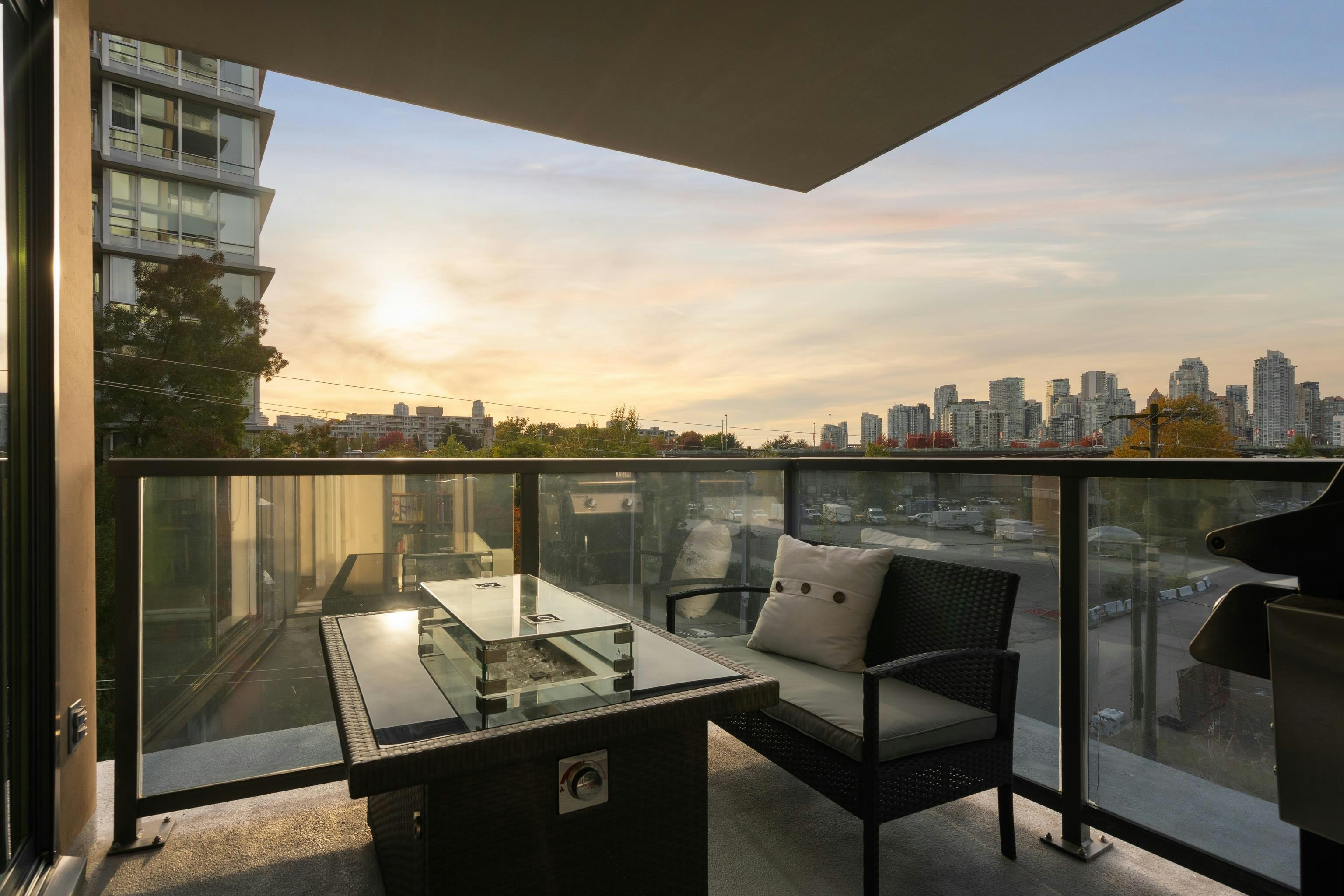 503-288 W 1st Avenue - 2