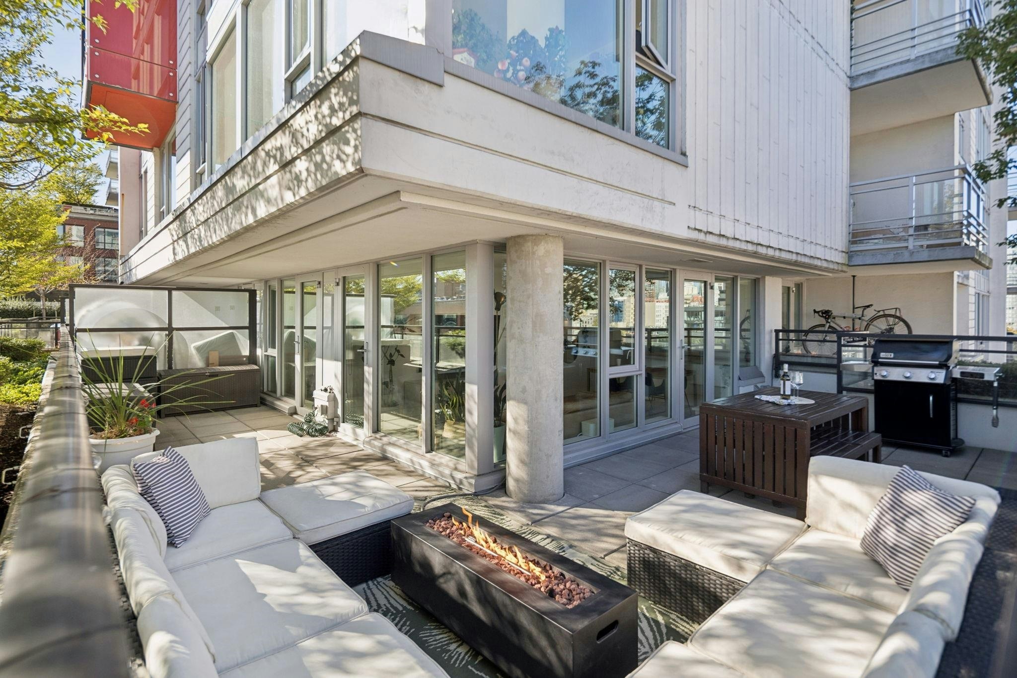 1007-188 Keefer Street, Vancouver, BC, V6A 0E3