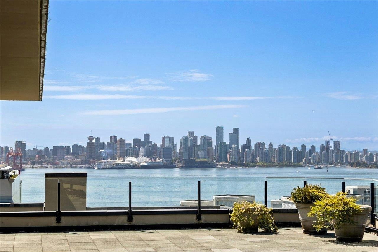 PH2-124 W 1st Street, North Vancouver, BC, V7M 3N3 - 22