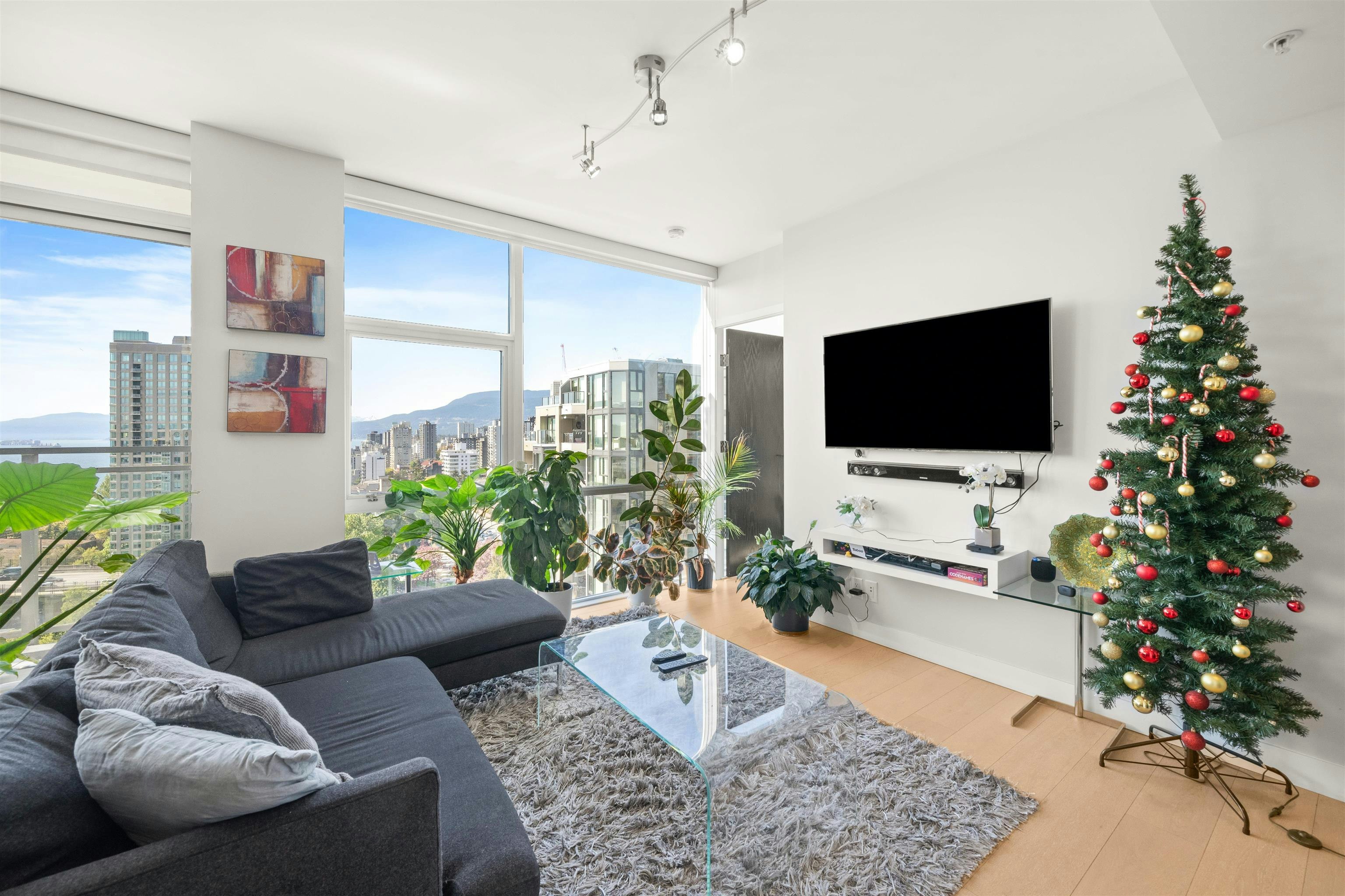1701-1455 Howe Street, Vancouver, BC, V6Z 1C2 - 2